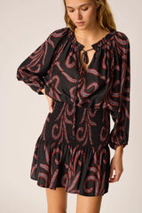 FEATHER BLACK