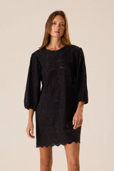 MEDALLION EMBROIDERY BLACK
