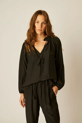 BLACK SILK