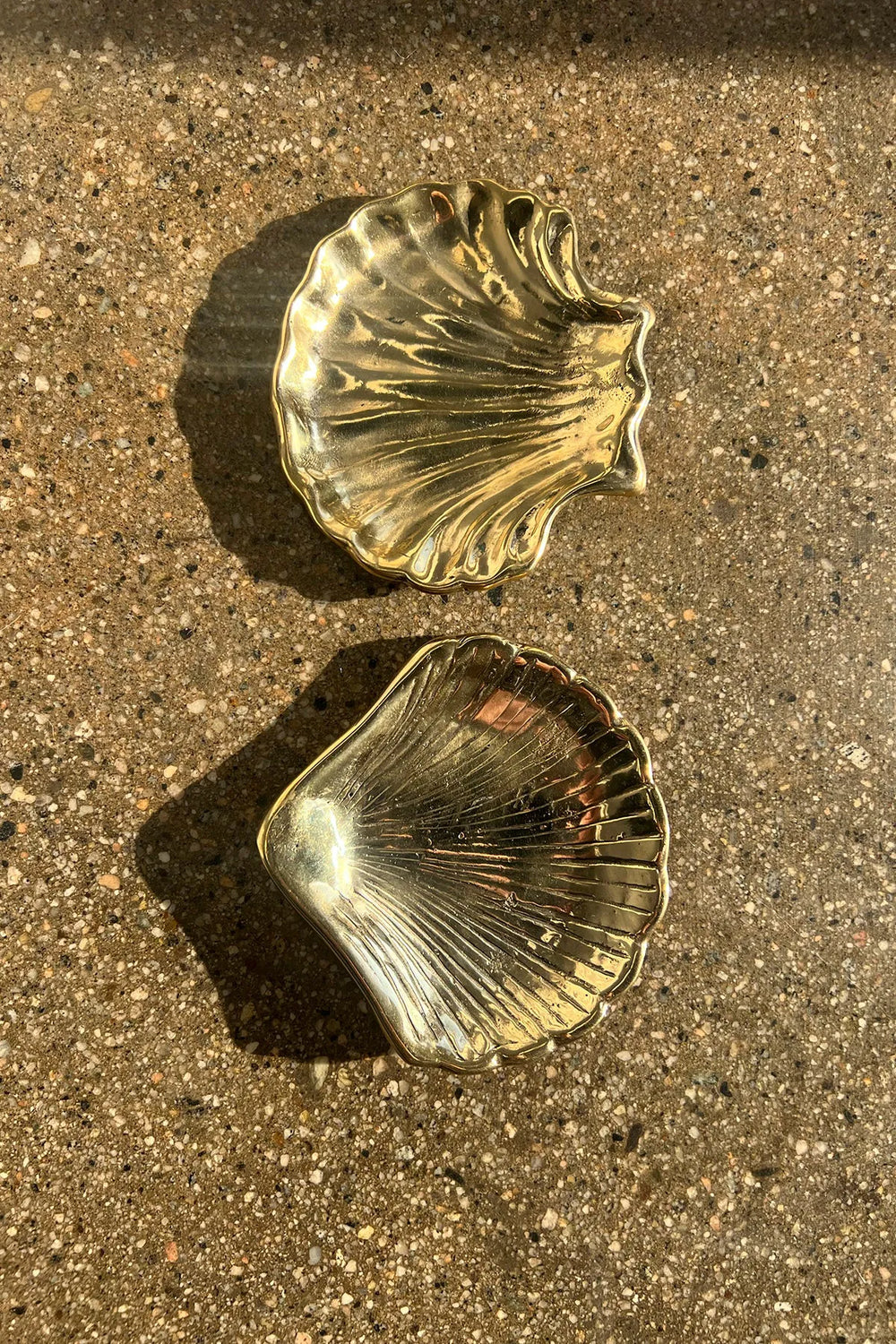BRASS SEA SHELL DISH