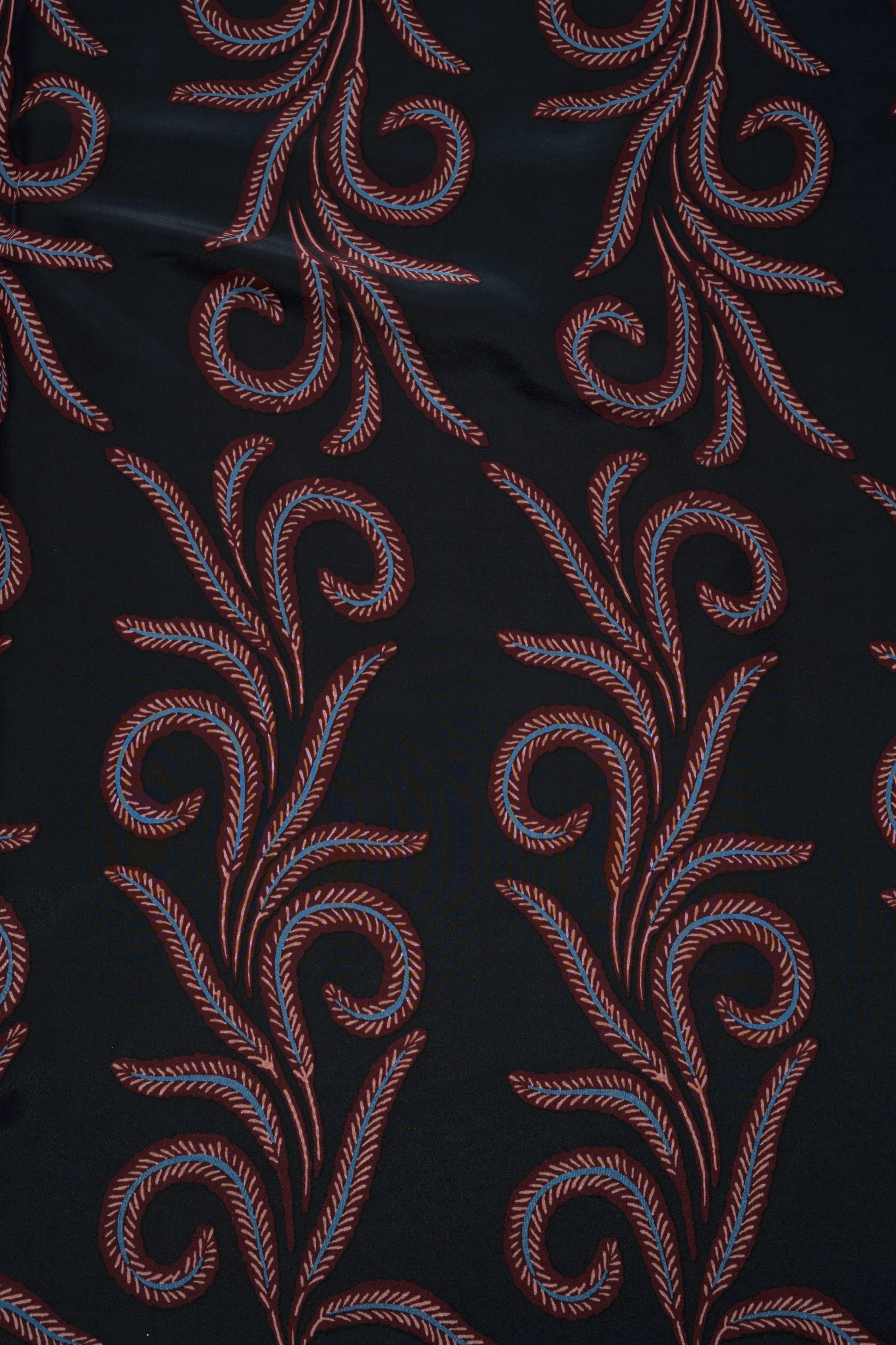 FEATHER BLACK