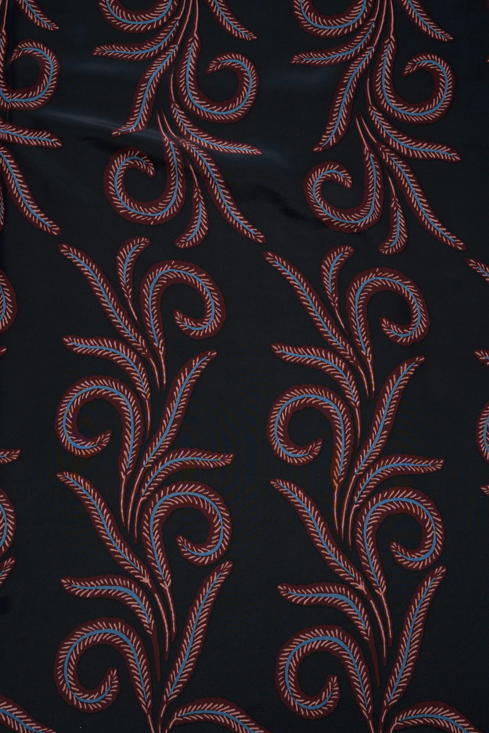 FEATHER BLACK