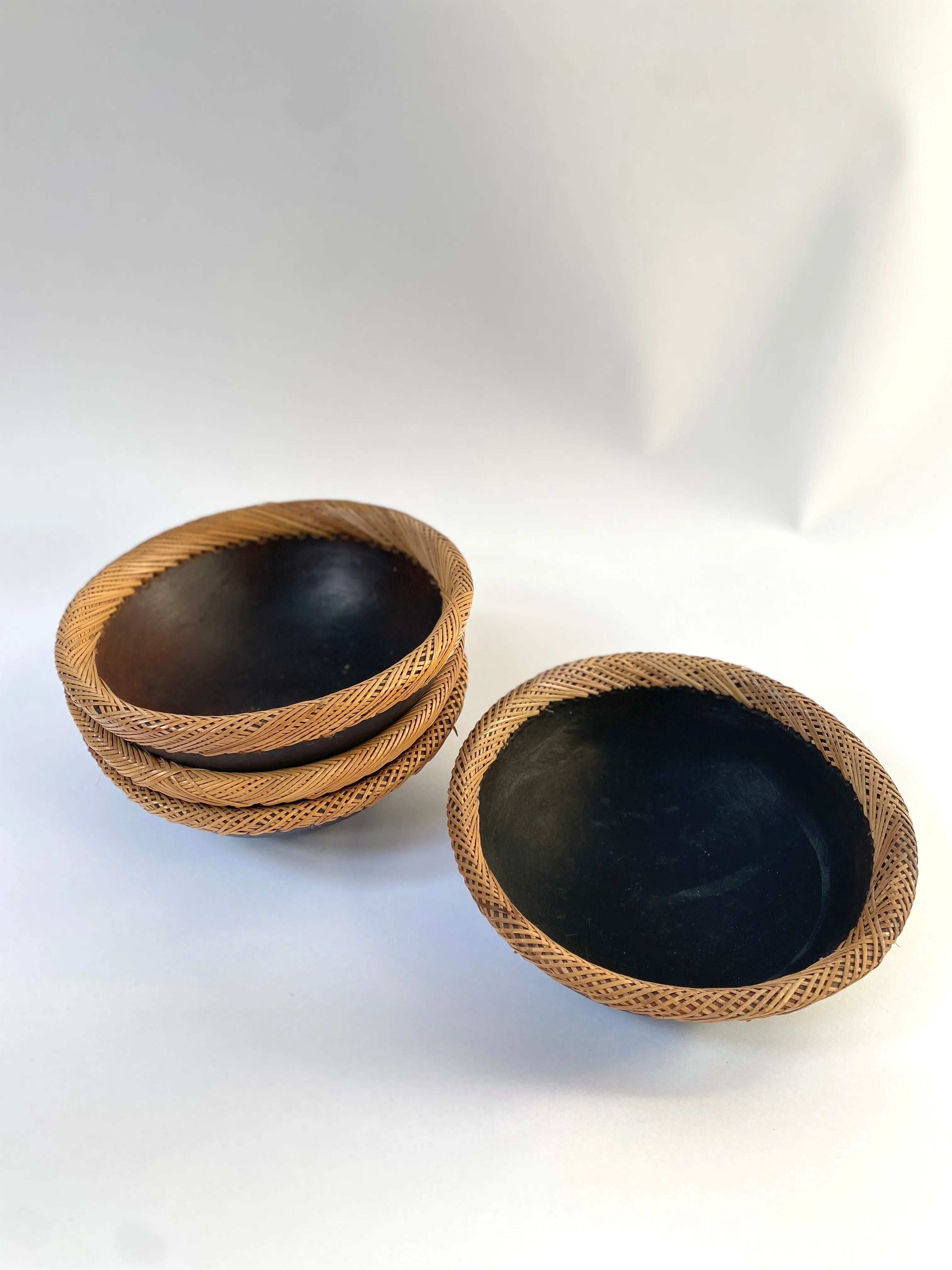 RATTAN EDGED CERAMIC BOWL