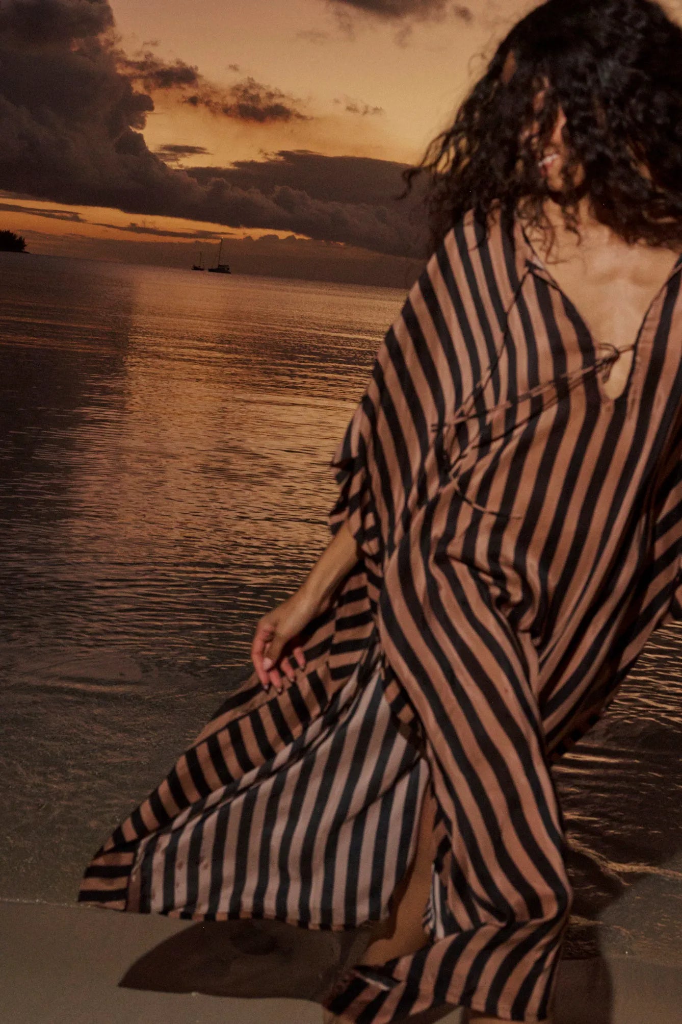THICK STRIPE BLACK & TAN