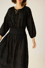 MEDALLION EMBROIDERY BLACK