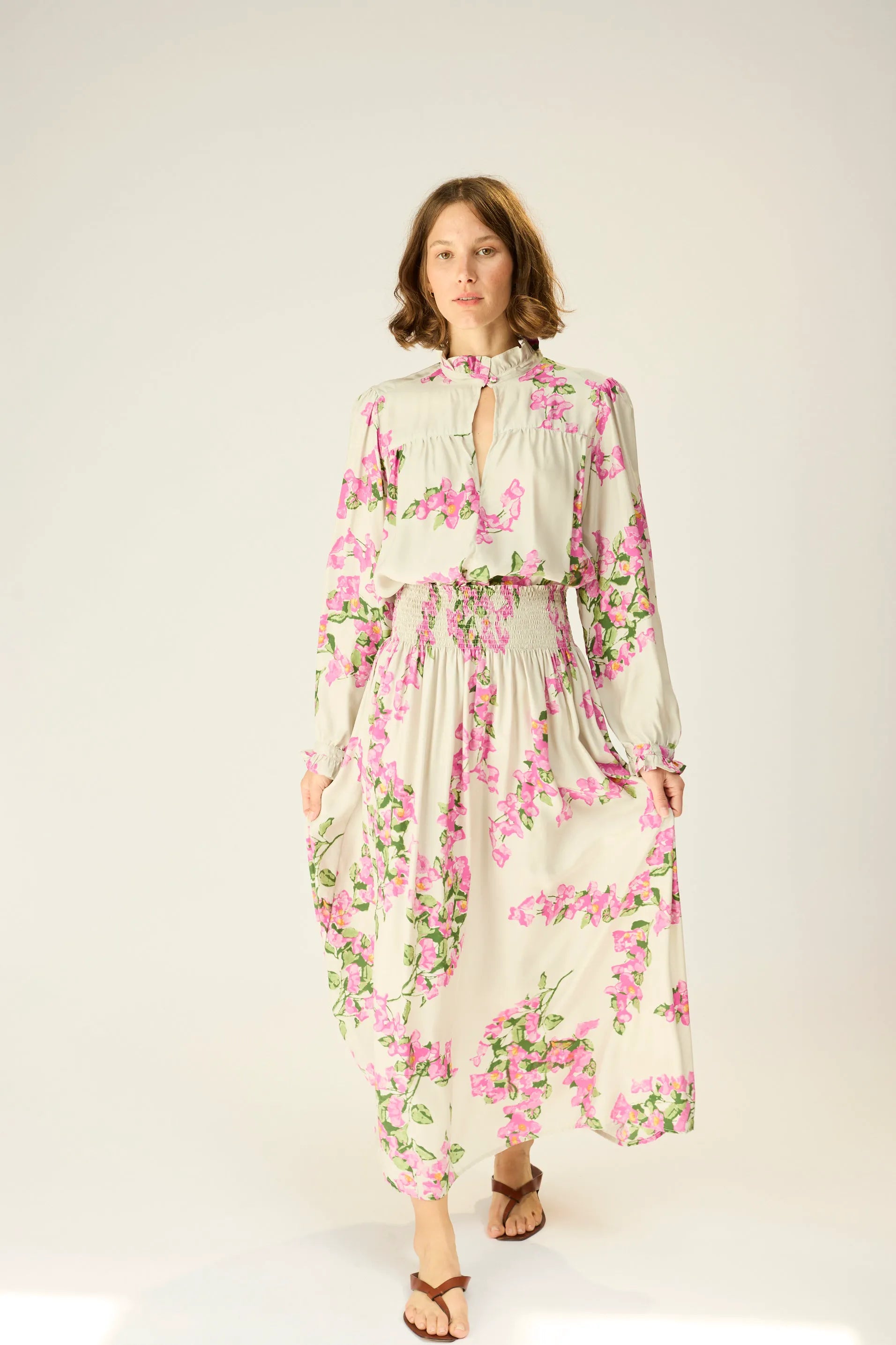BOUGAINVILLEA MOTHER OF PEARL