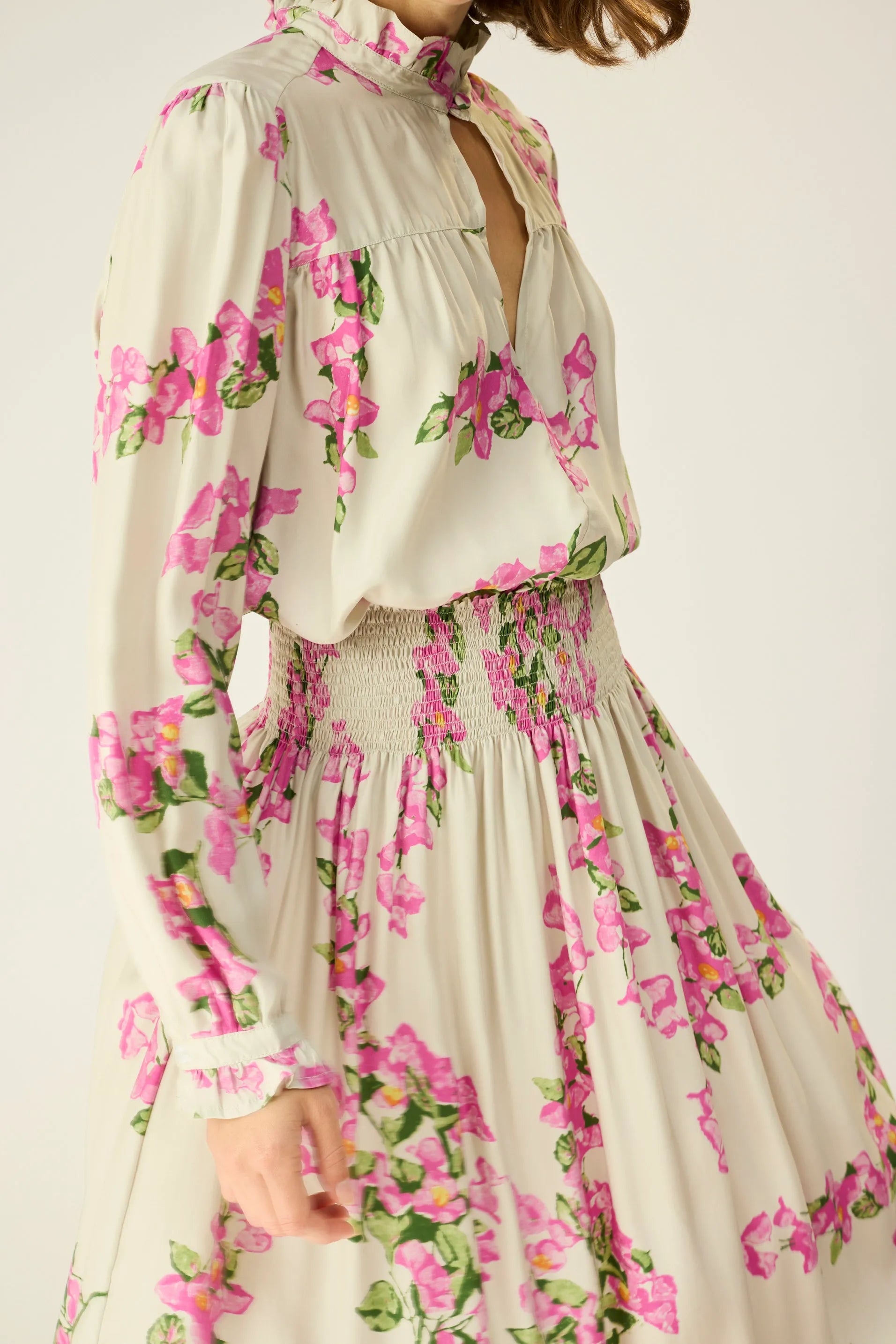 BOUGAINVILLEA MOTHER OF PEARL
