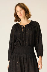 MEDALLION EMBROIDERY BLACK