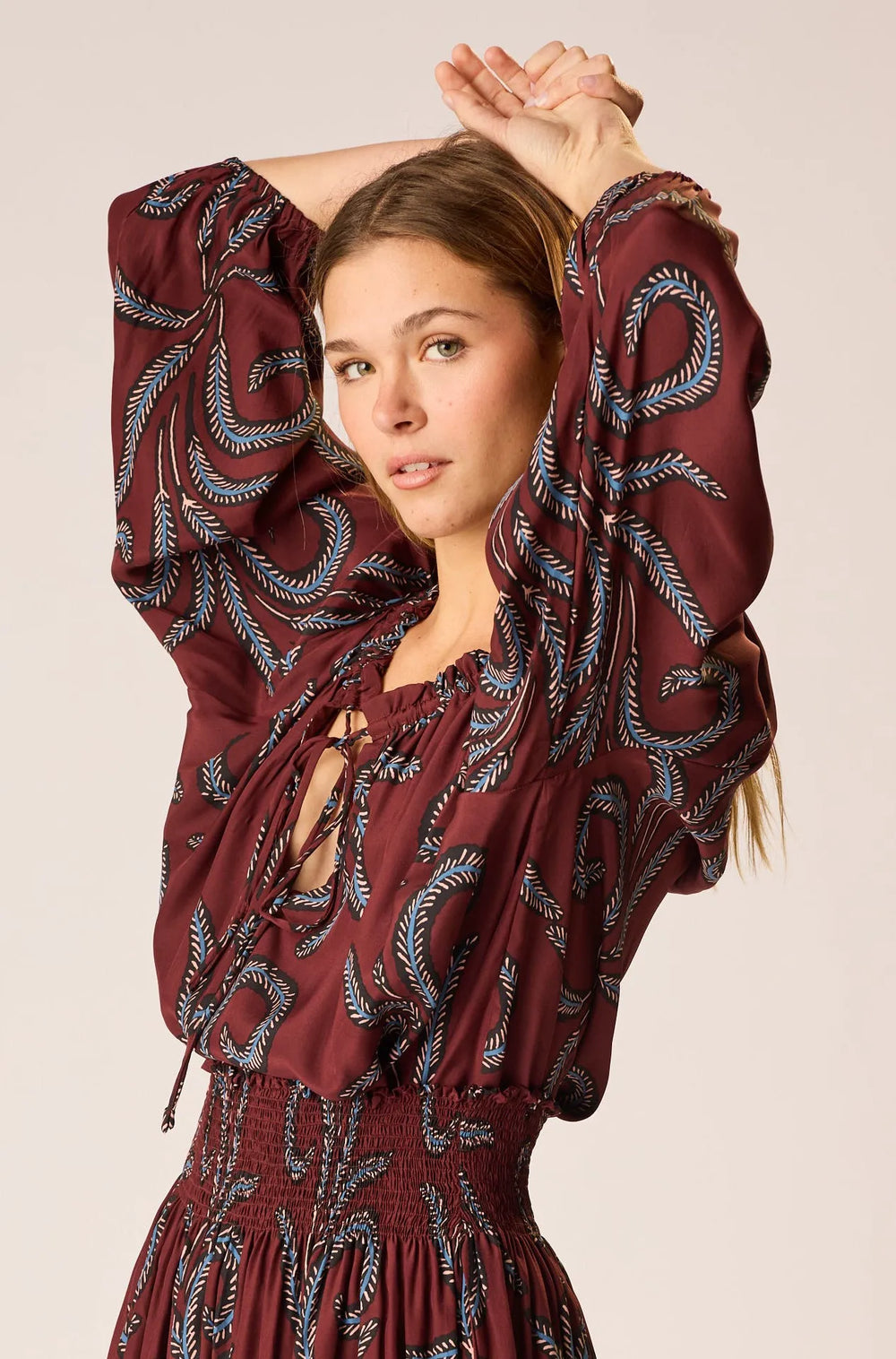 FEATHER BORDEAUX