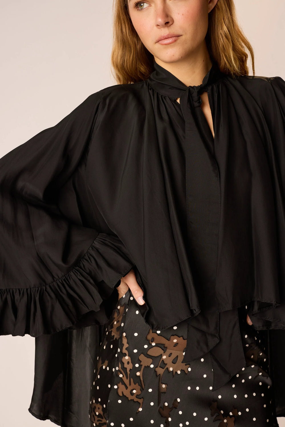 BLACK SILK