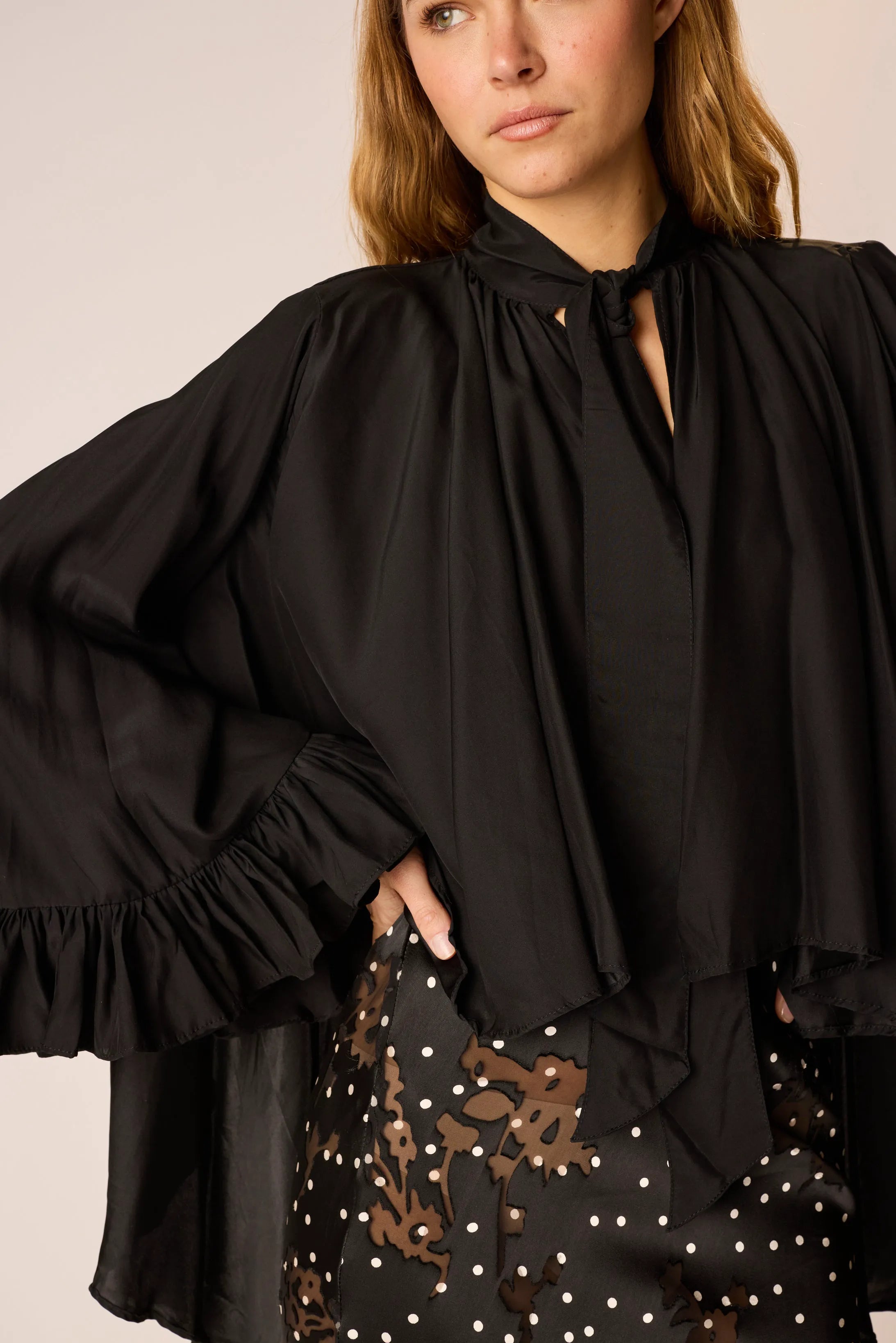 BLACK SILK
