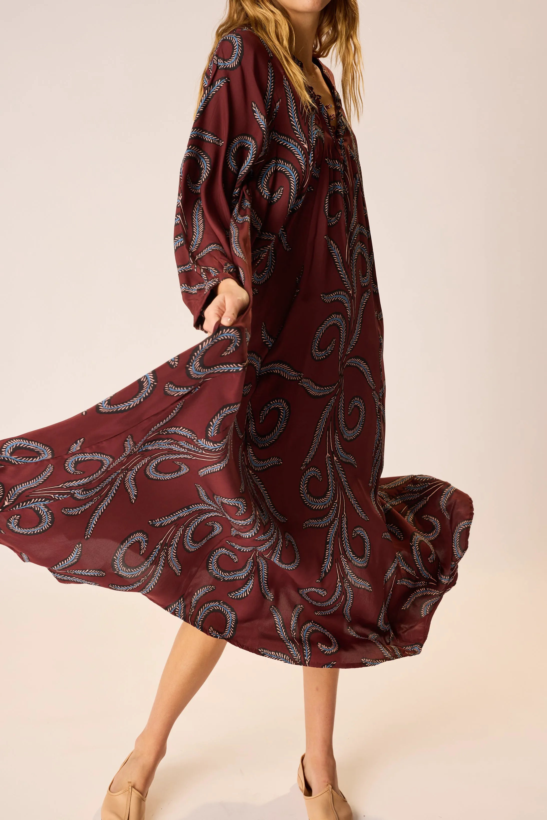 FEATHER BORDEAUX