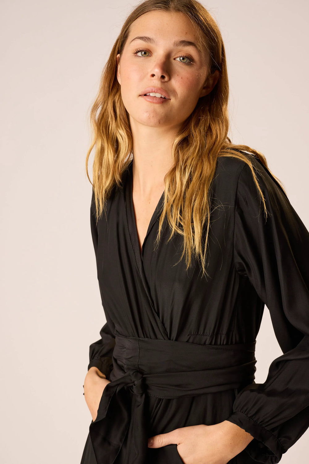 BLACK SILK