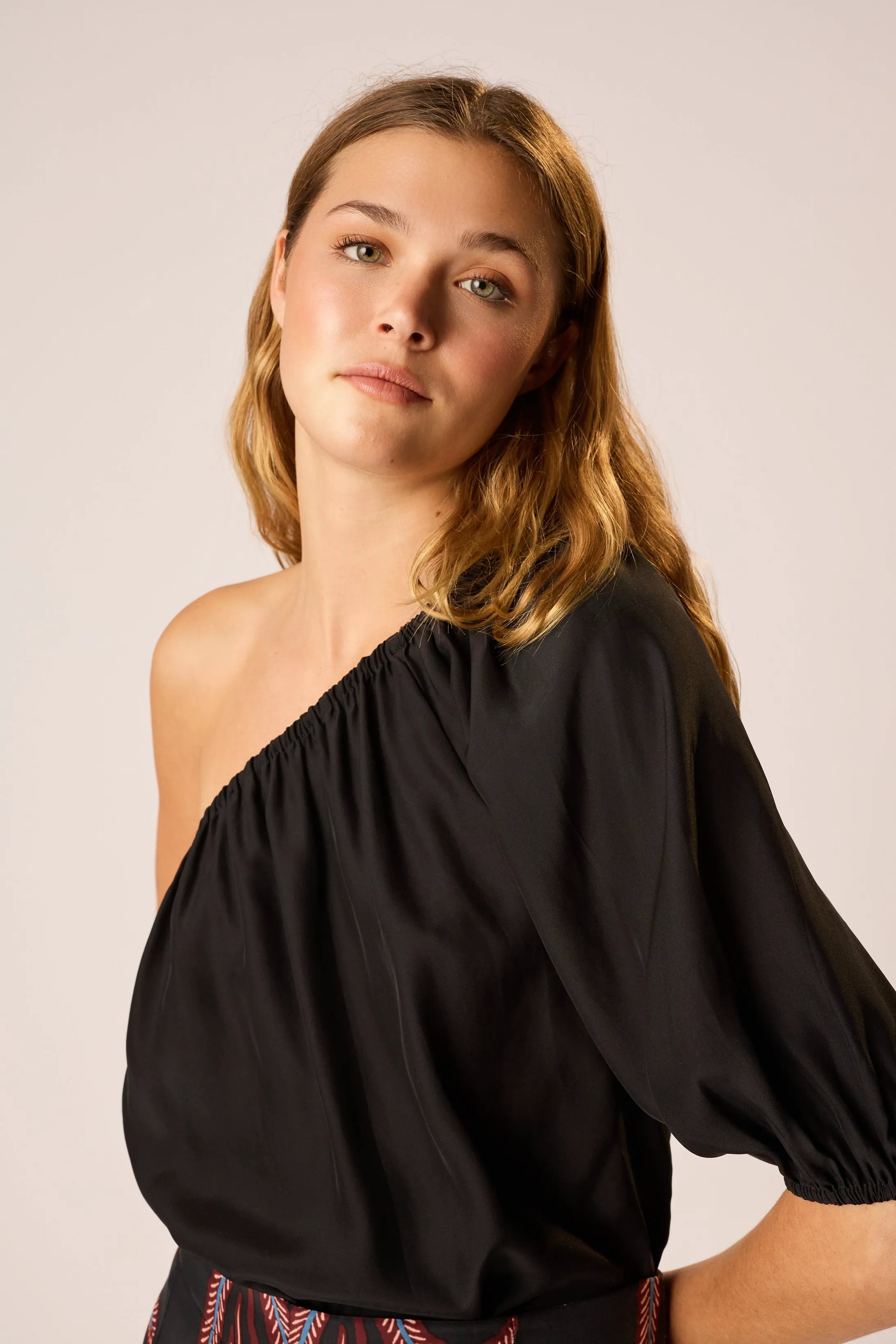BLACK SILK