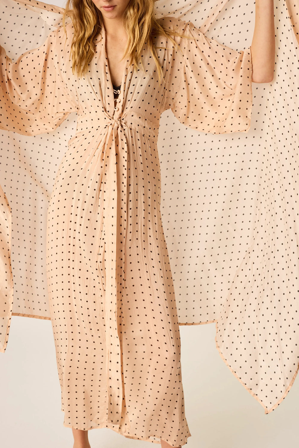 POLKA DOT CREMA