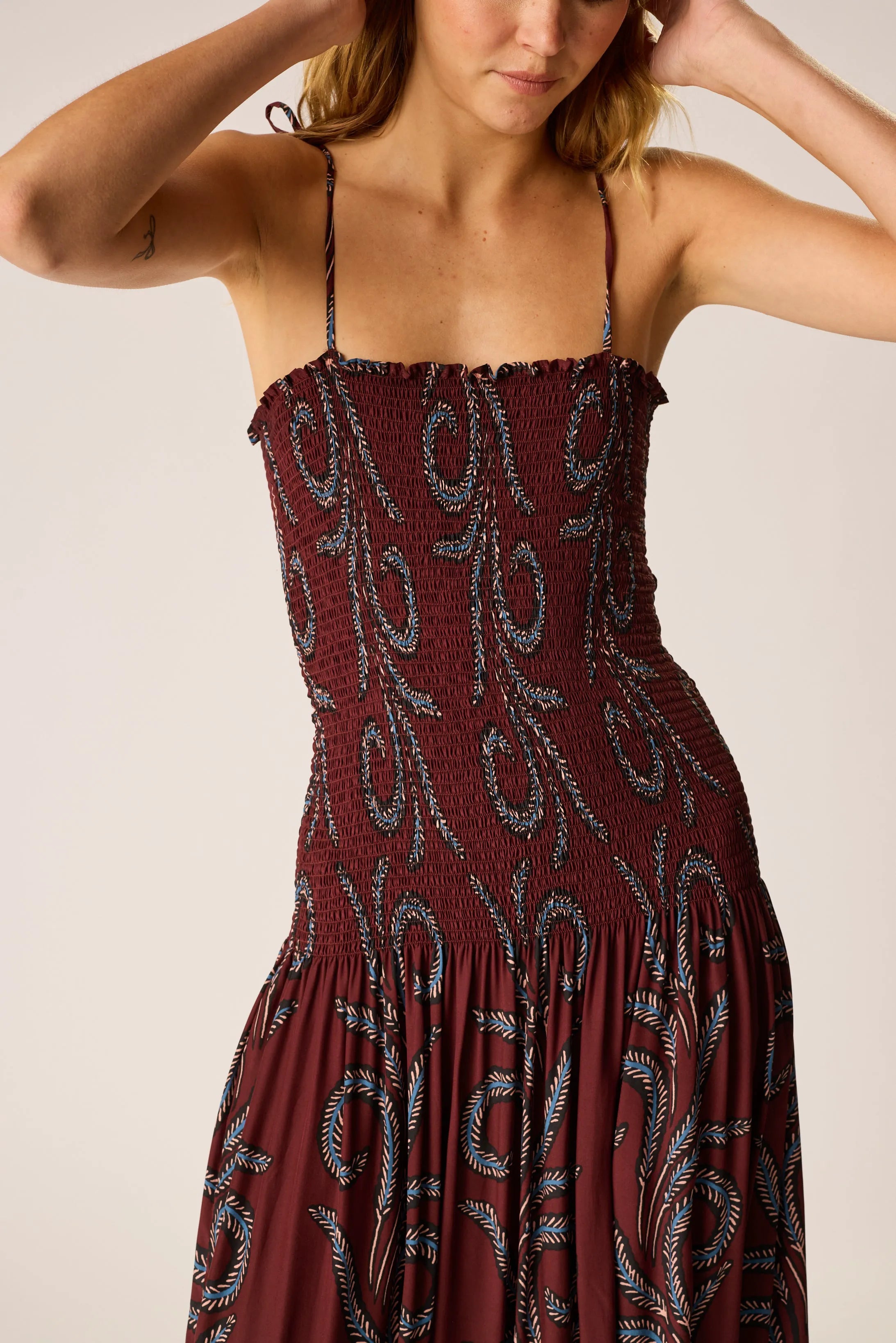 FEATHER BORDEAUX