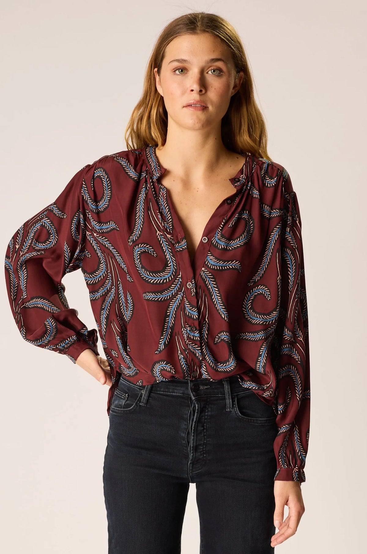 FEATHER BORDEAUX