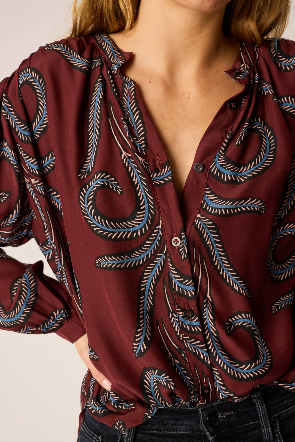 FEATHER BORDEAUX