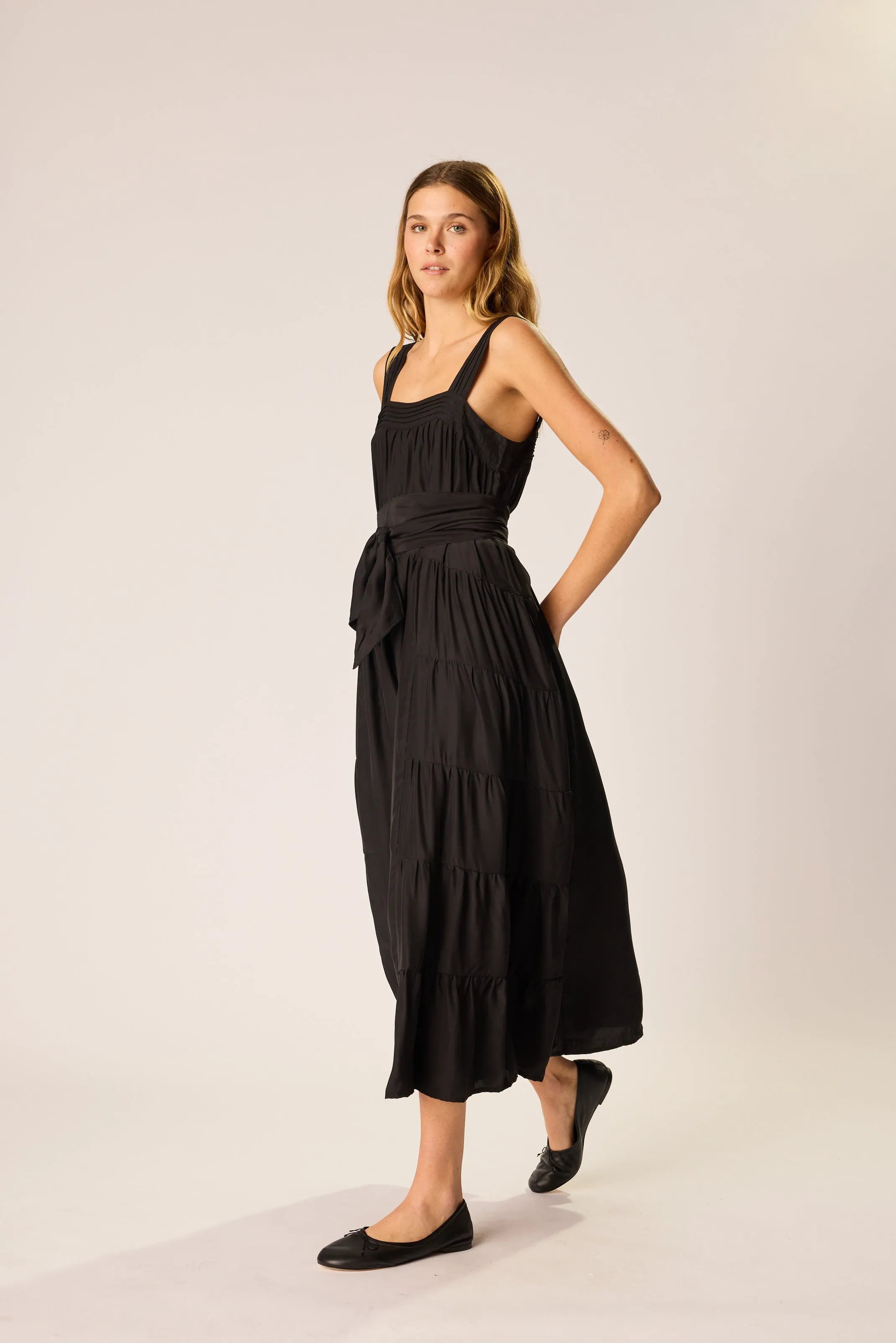BLACK SILK