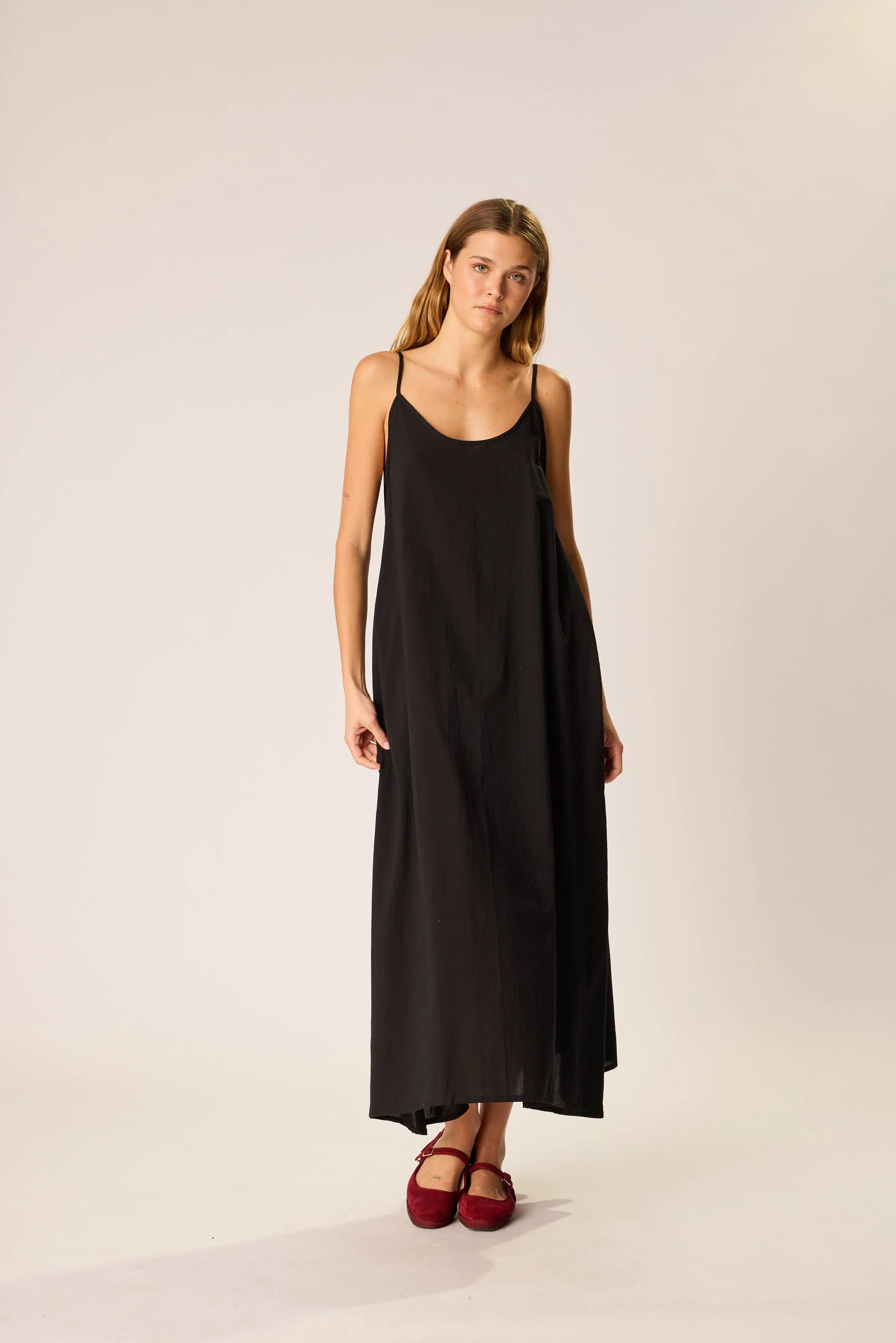 BLACK FLAT COTTON
