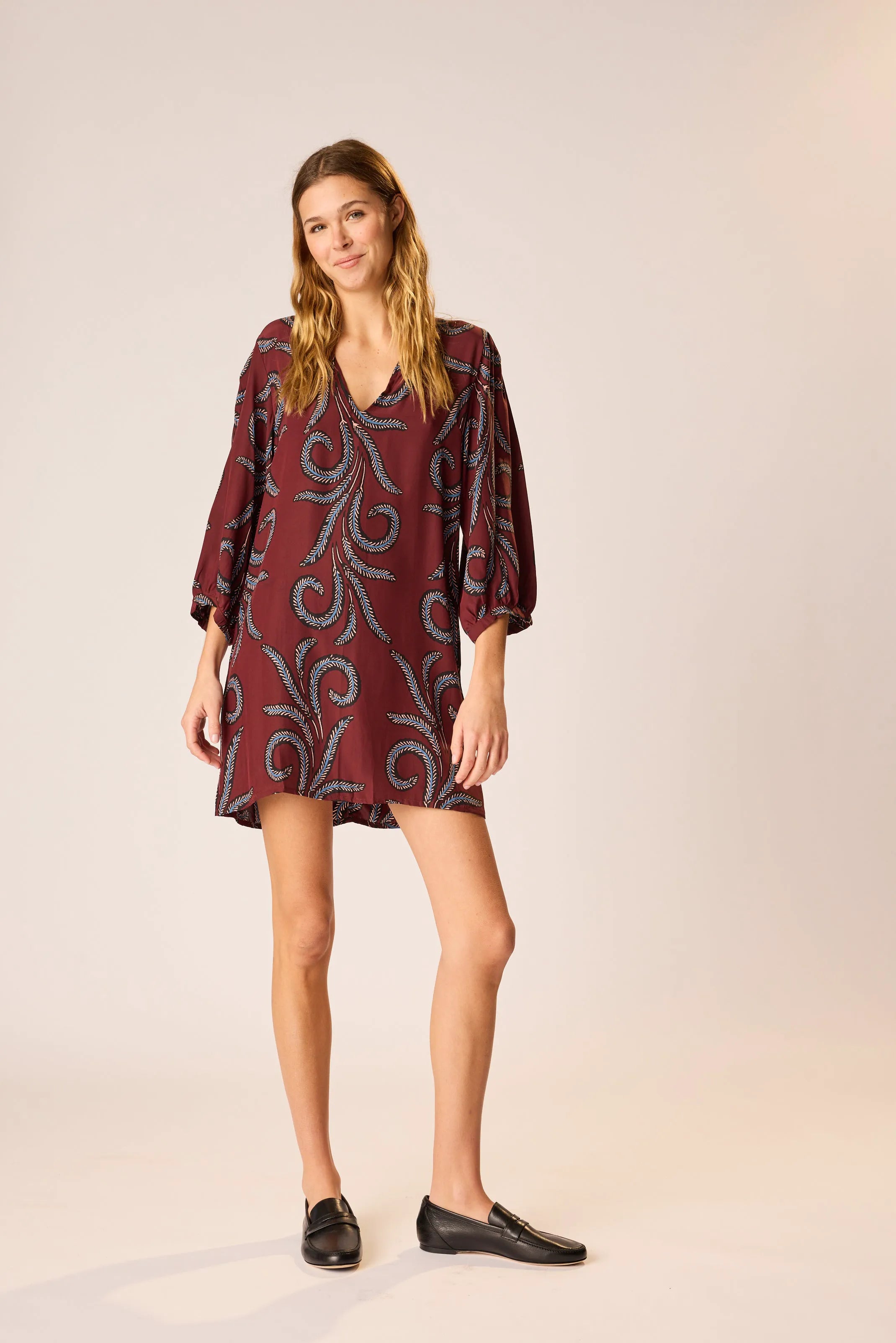 FEATHER BORDEAUX