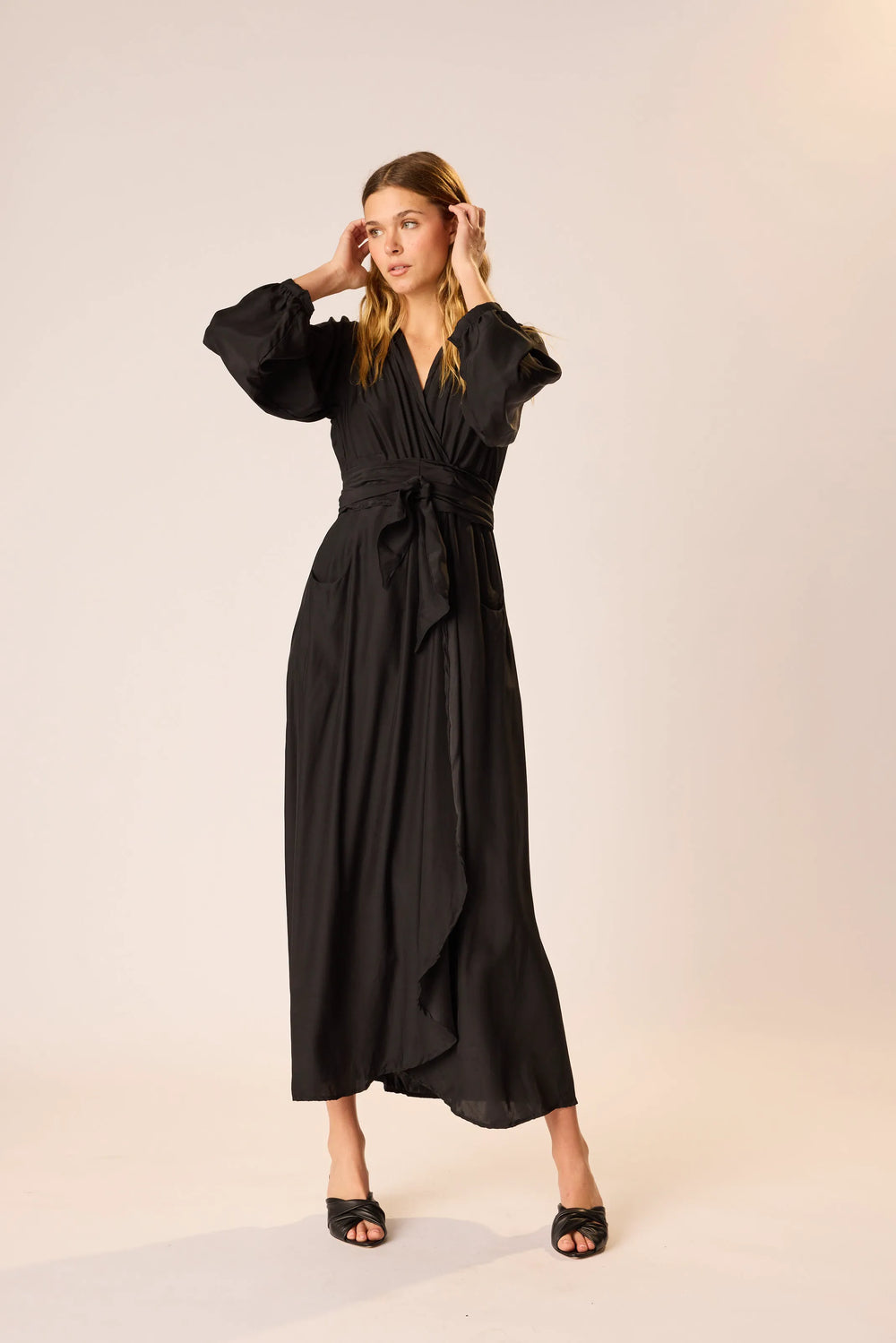 BLACK SILK