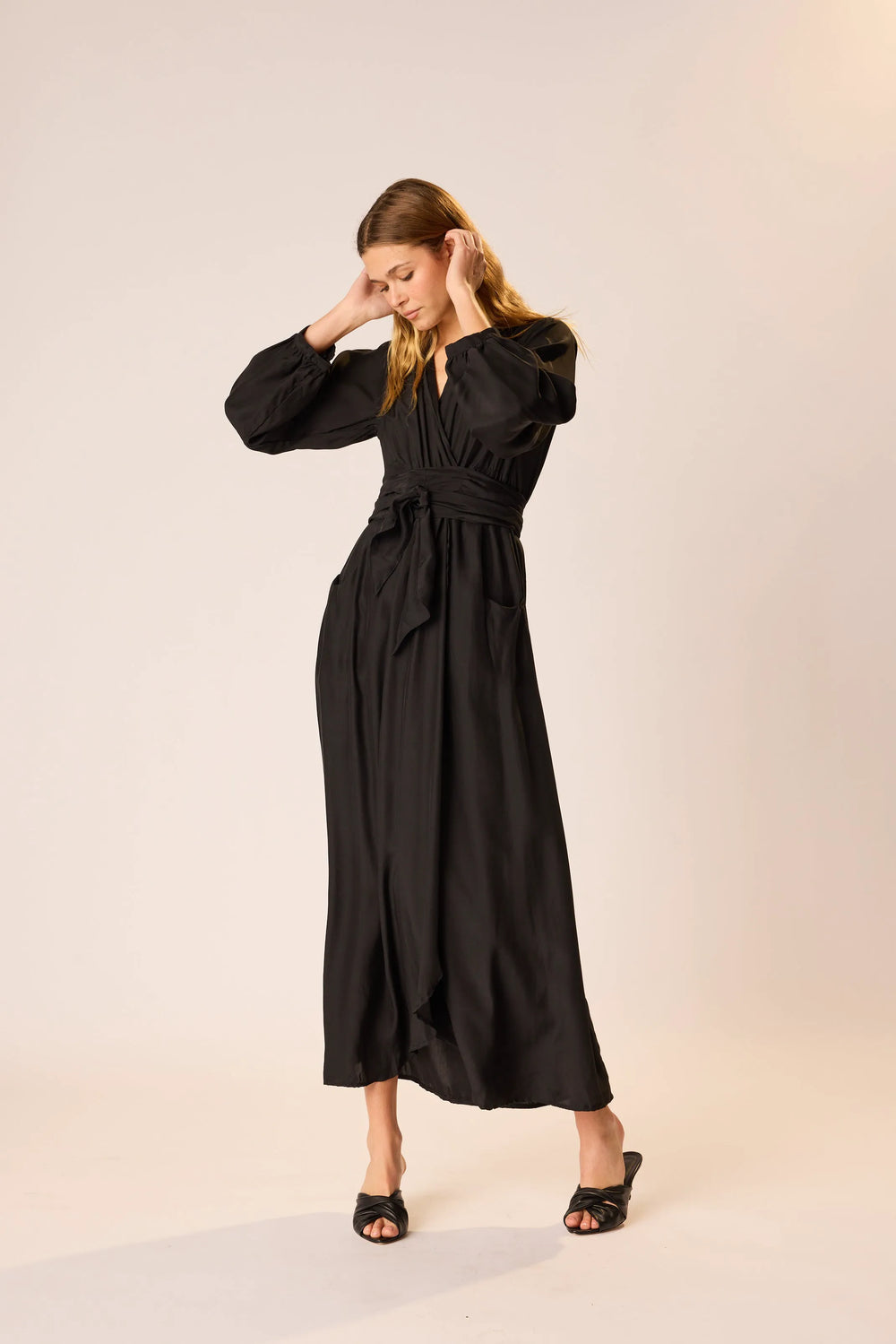 BLACK SILK