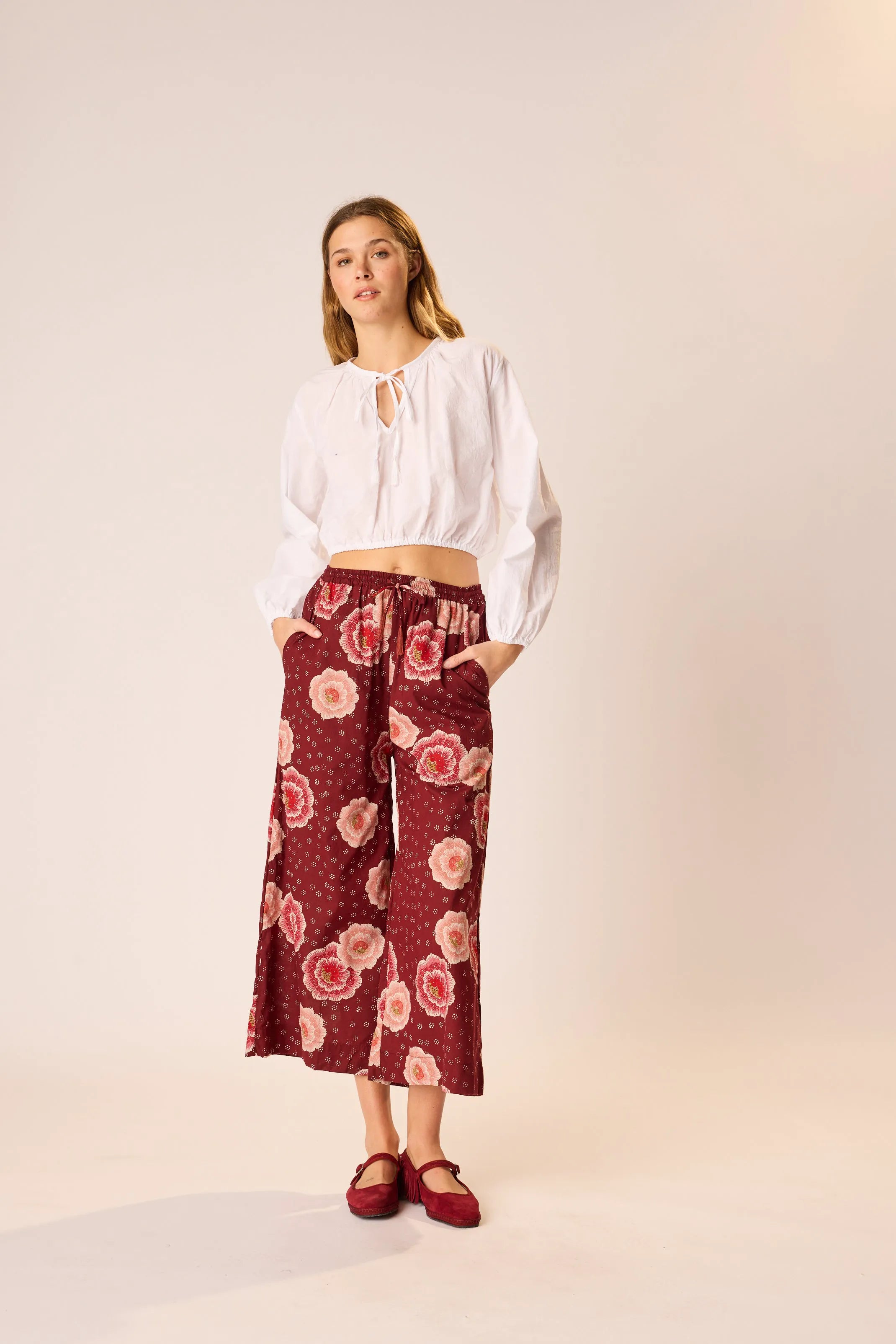 WHITE FLAT COTTON