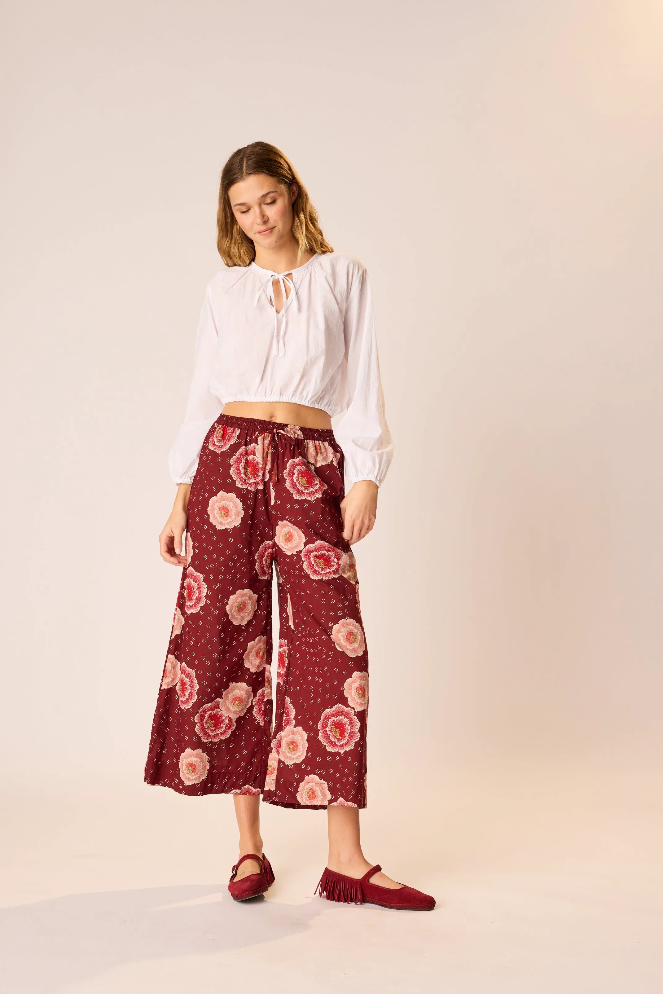 WHITE FLAT COTTON