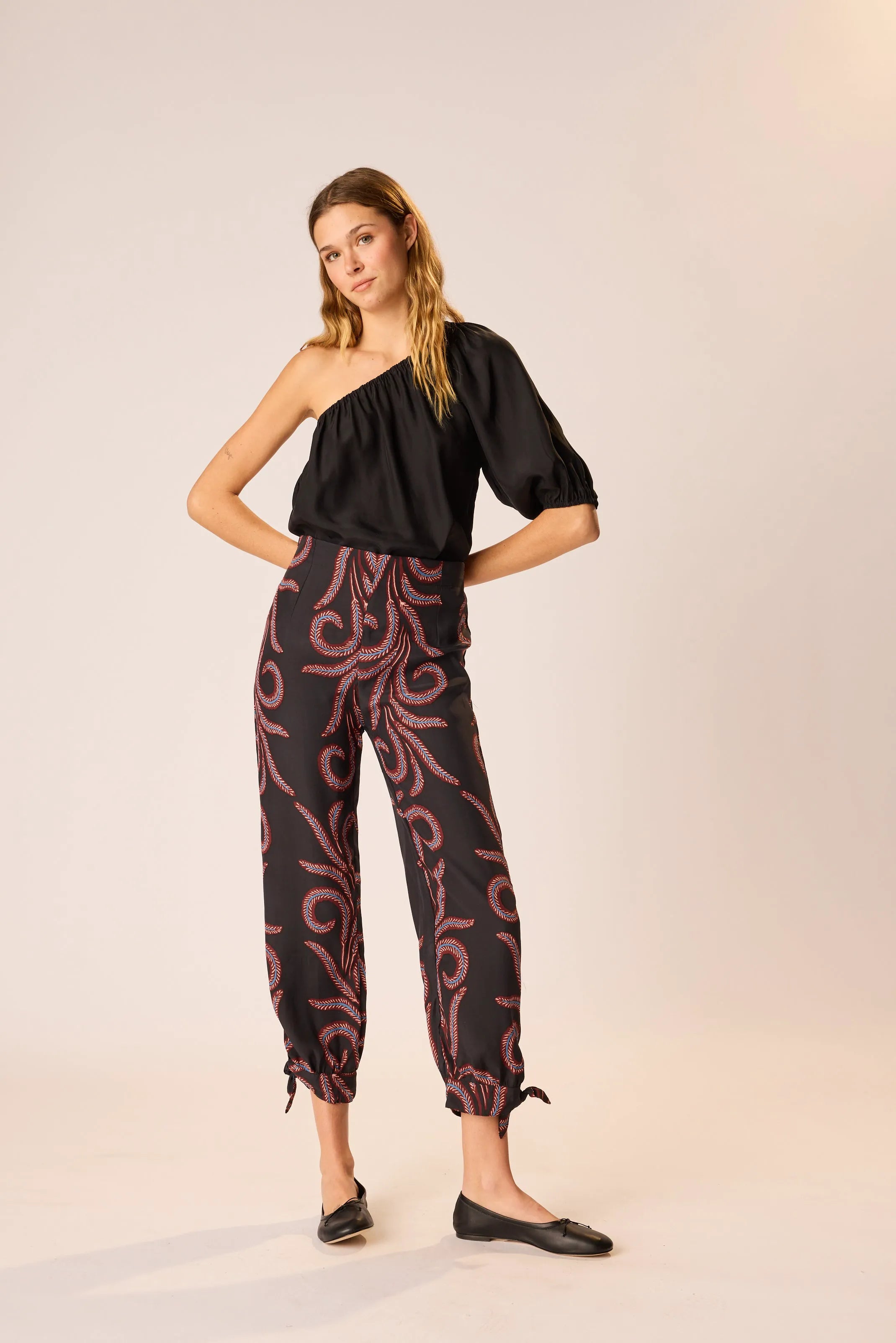 BLACK SILK