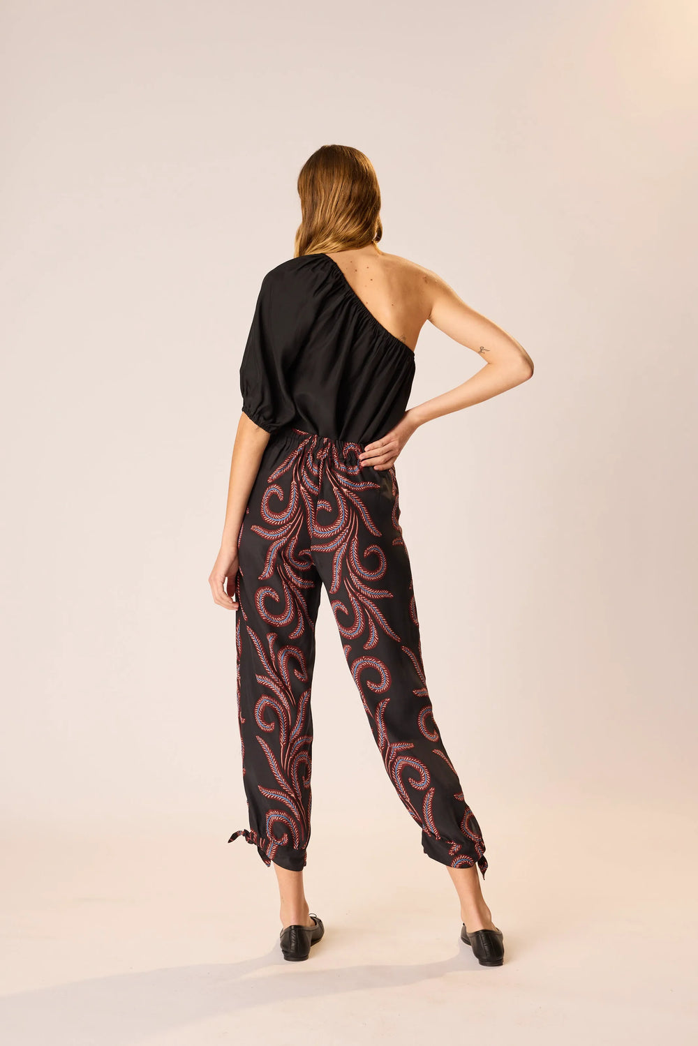 BLACK SILK