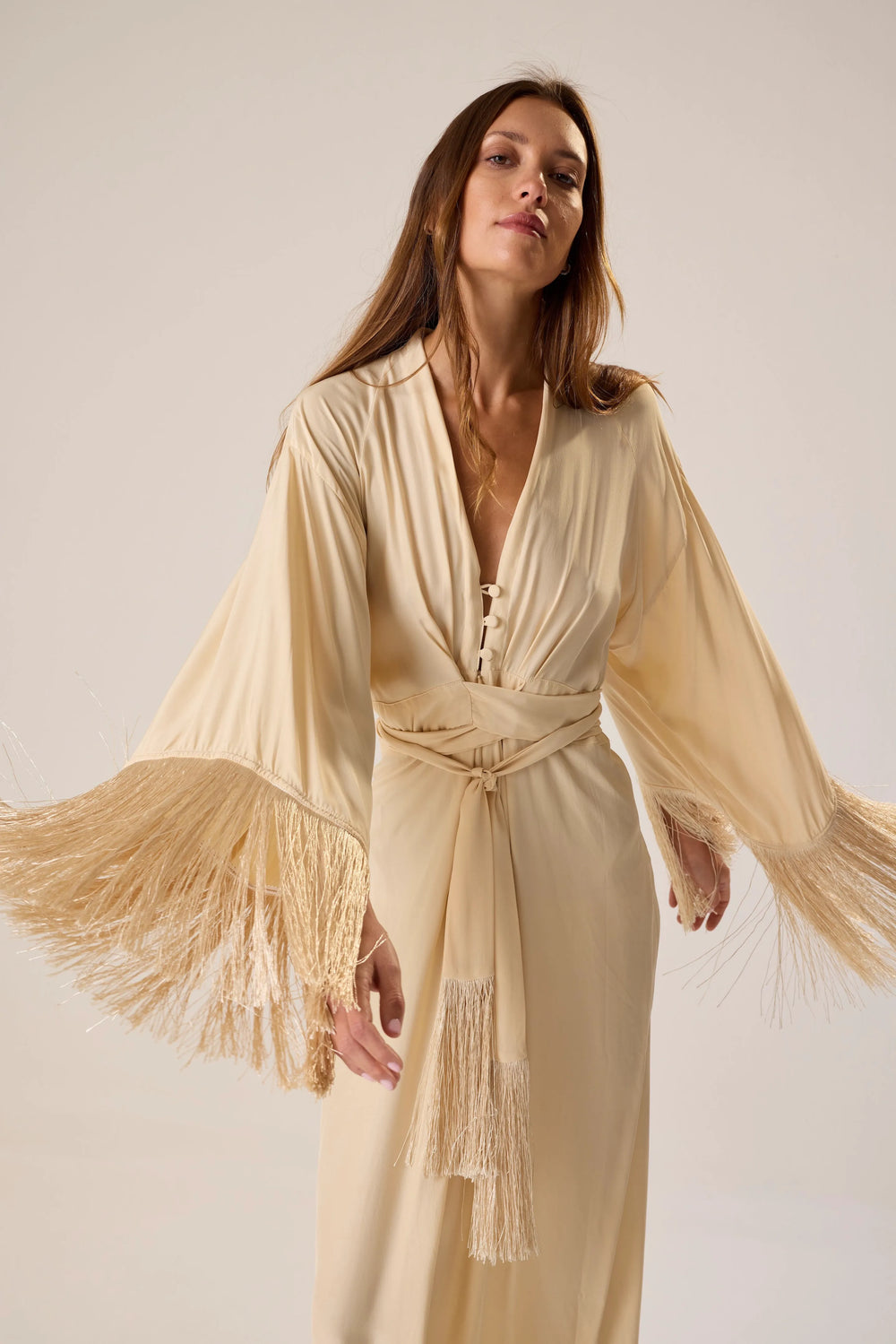 CREAM SILK FRINGE