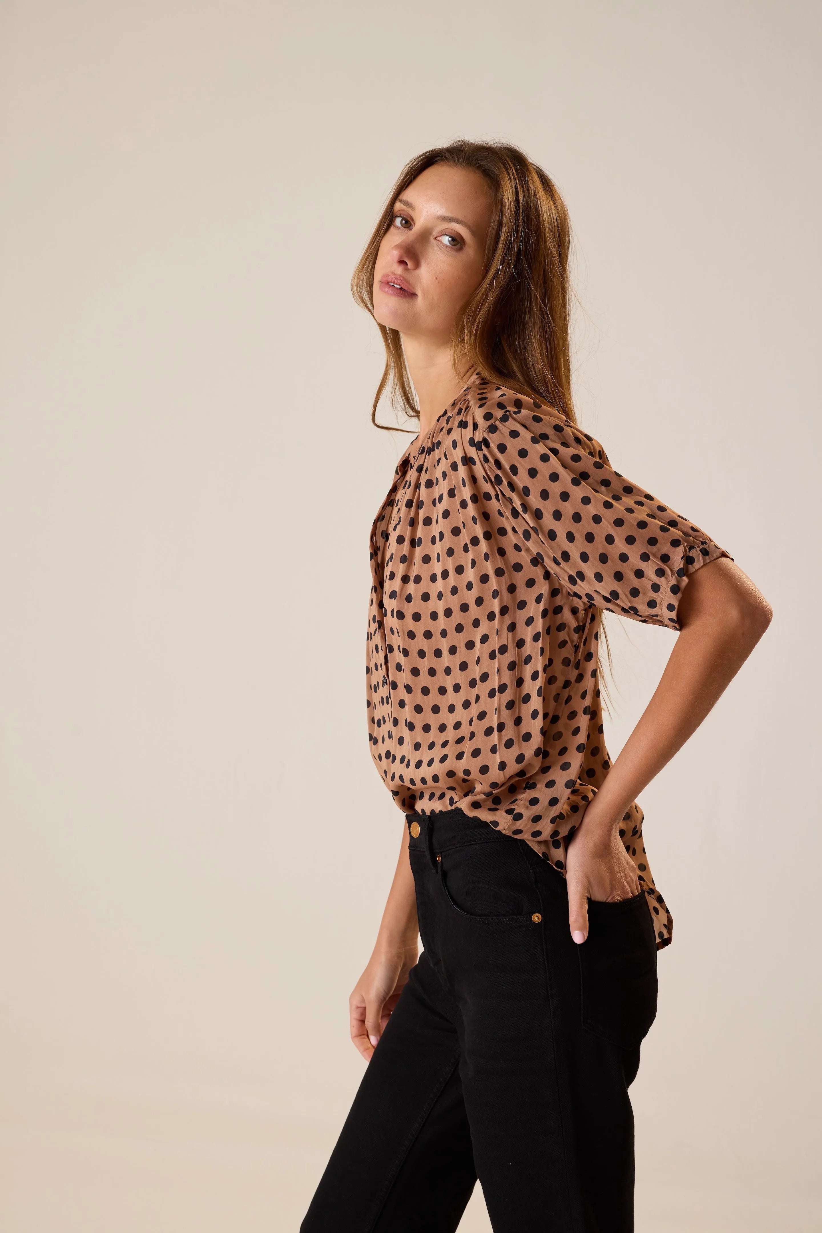 GRANDE POLKA DOT BLACK & TAN