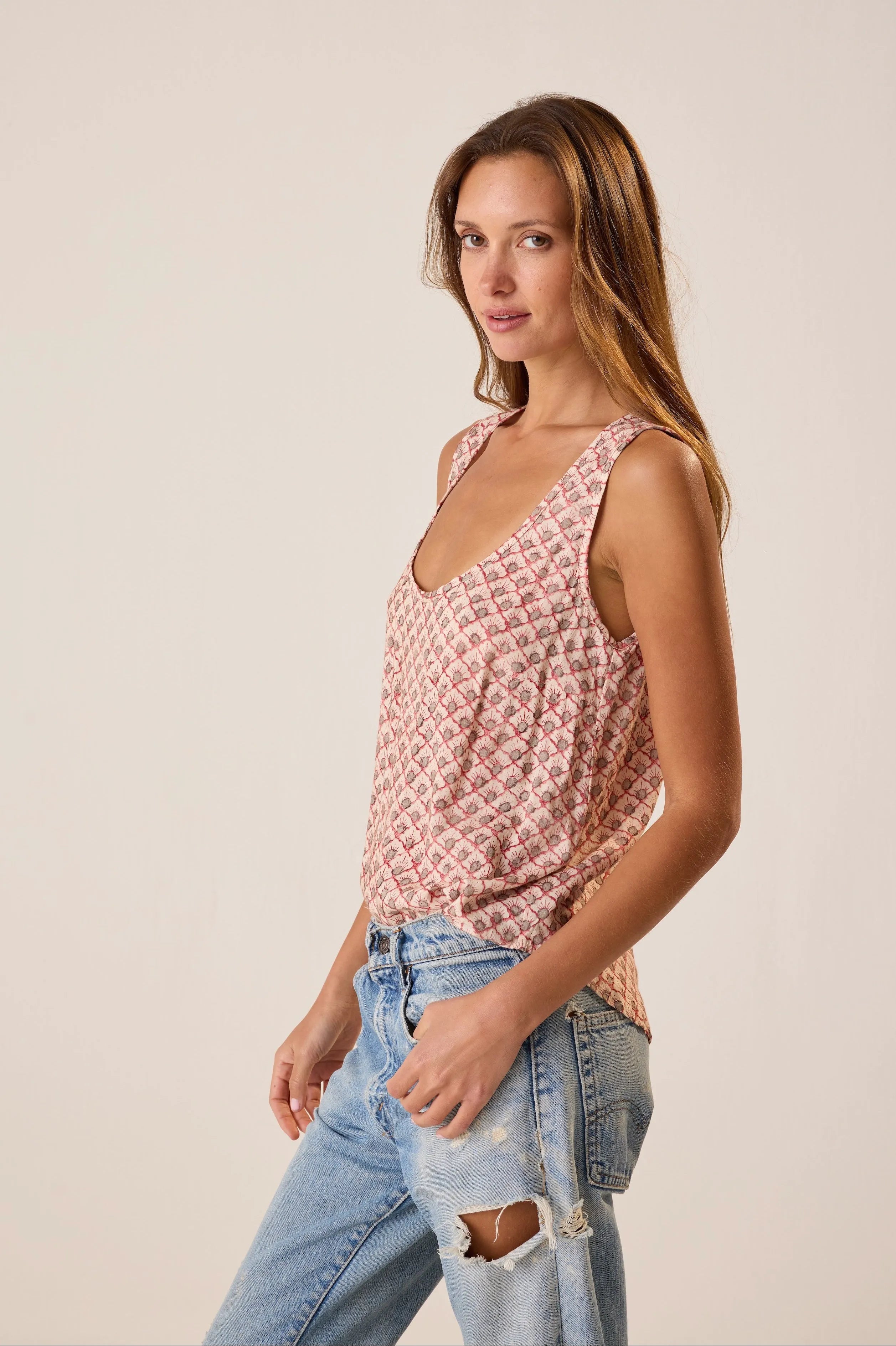 SCALLOP BLUSH