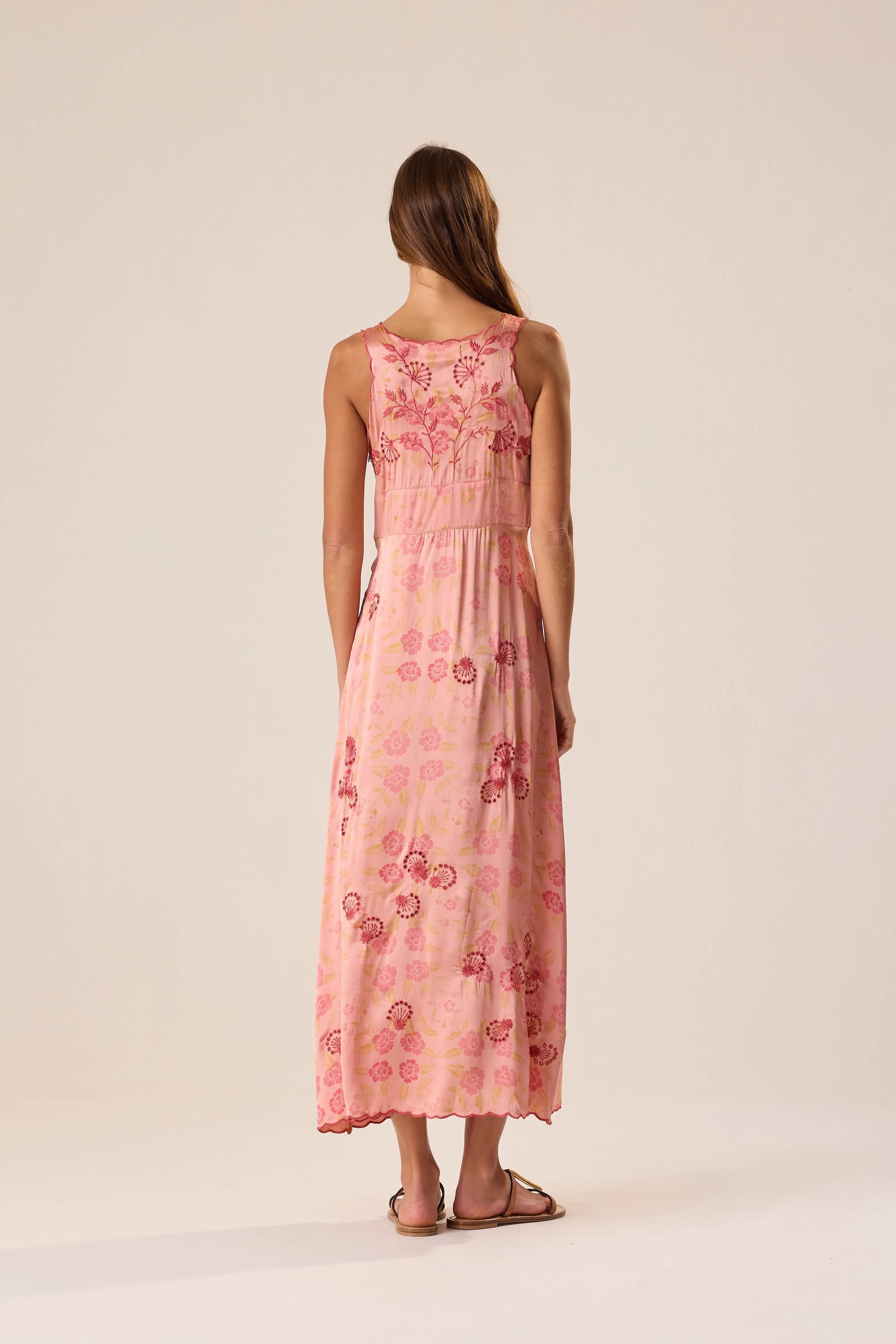 HERITAGE PRAIRIE ROSE EMBROIDERY