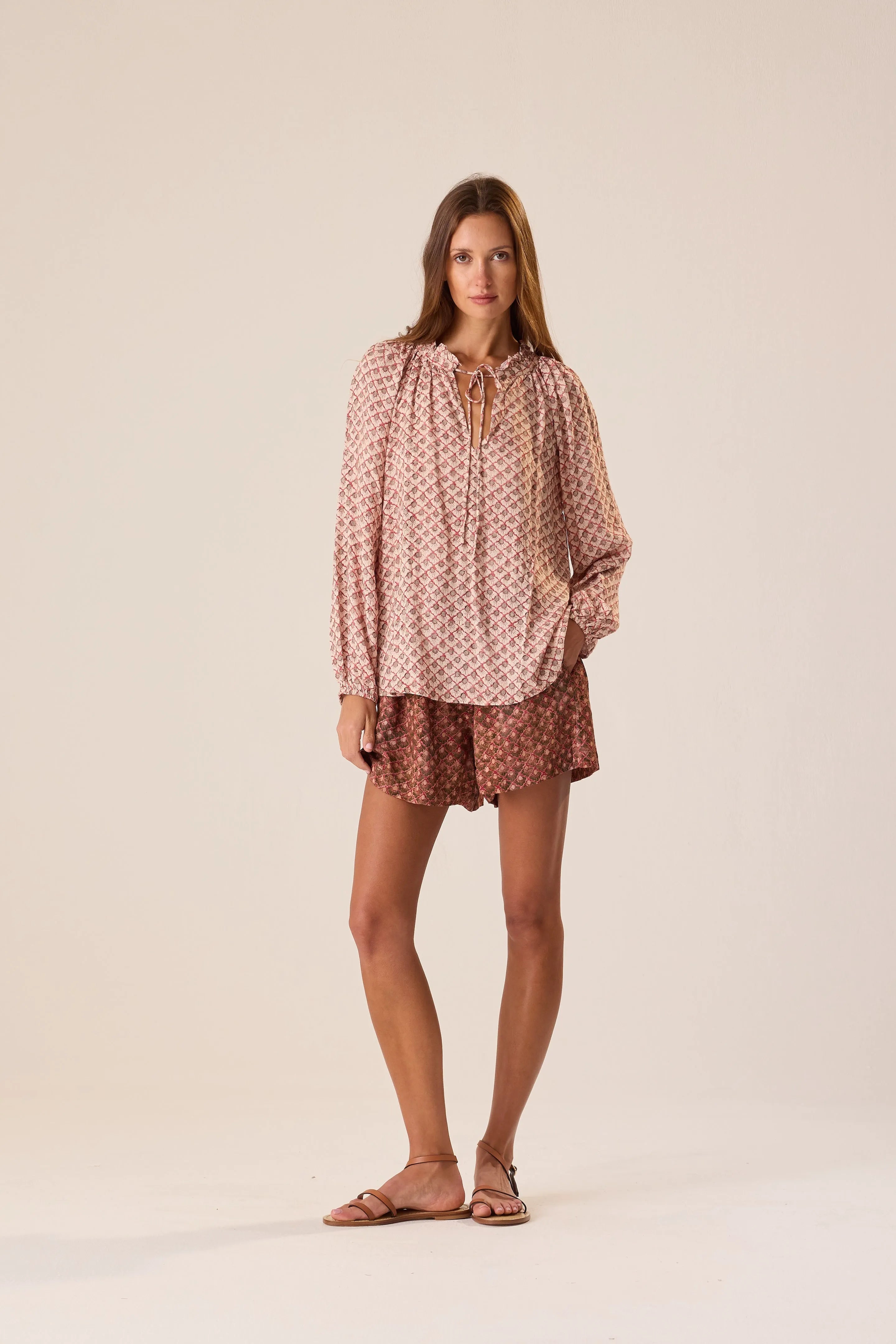SCALLOP BLUSH
