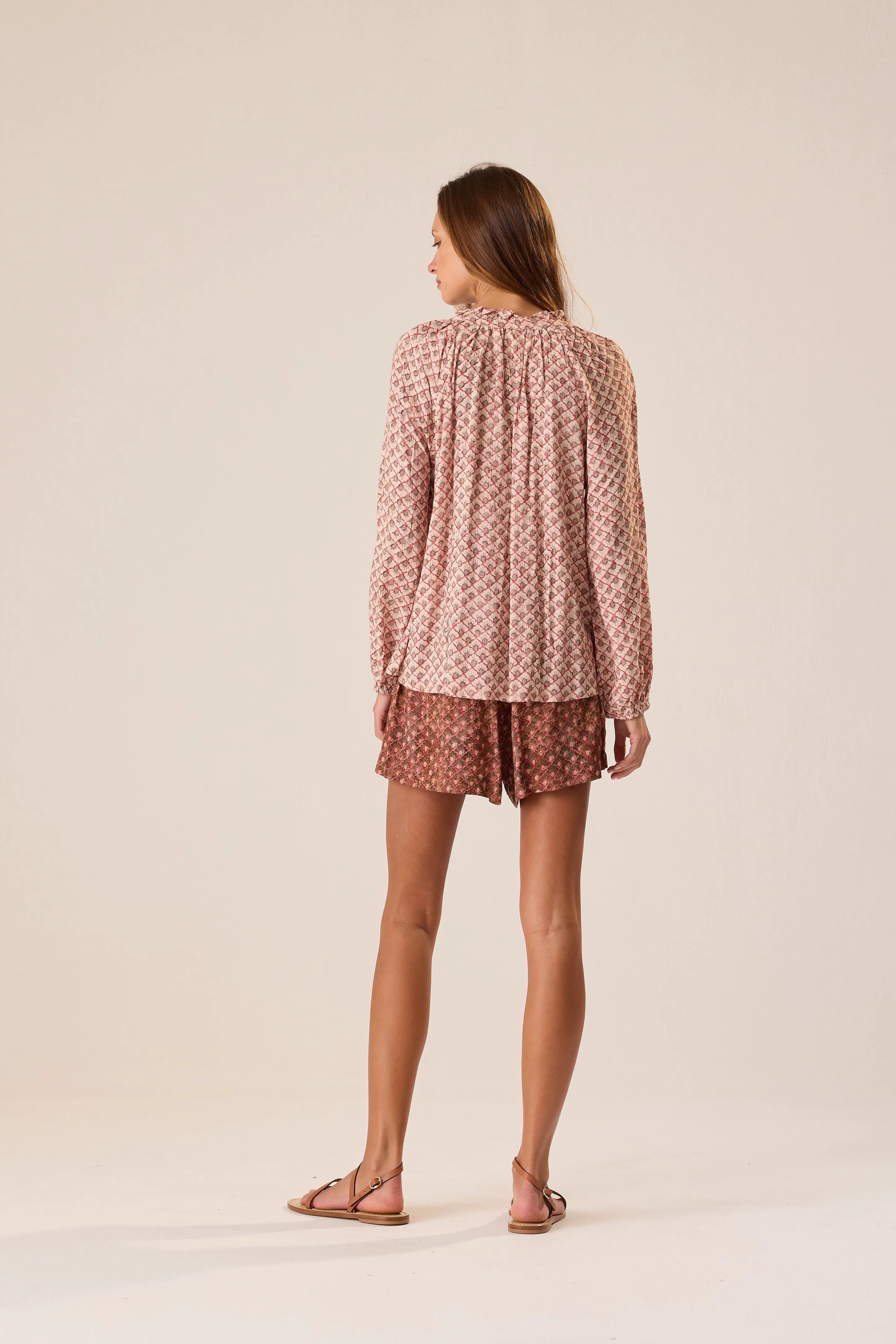 SCALLOP BLUSH