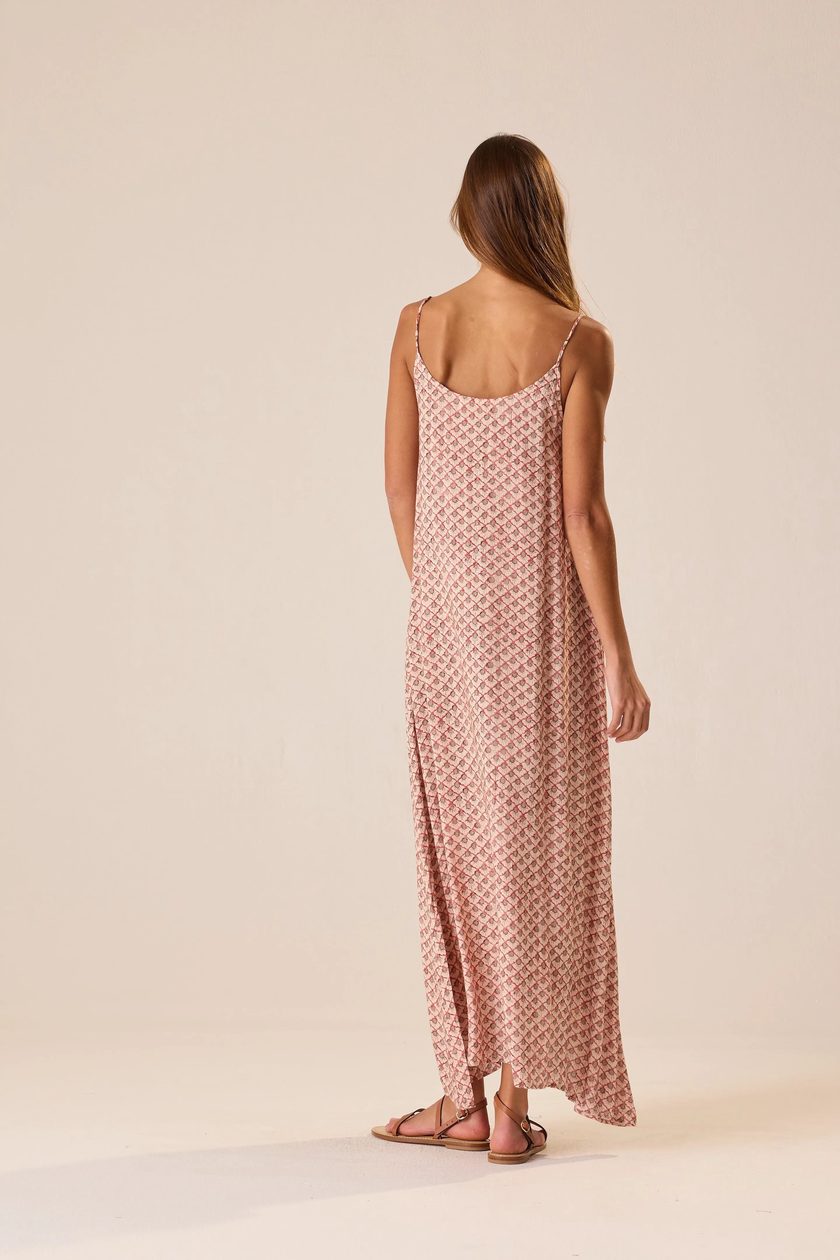 SCALLOP BLUSH