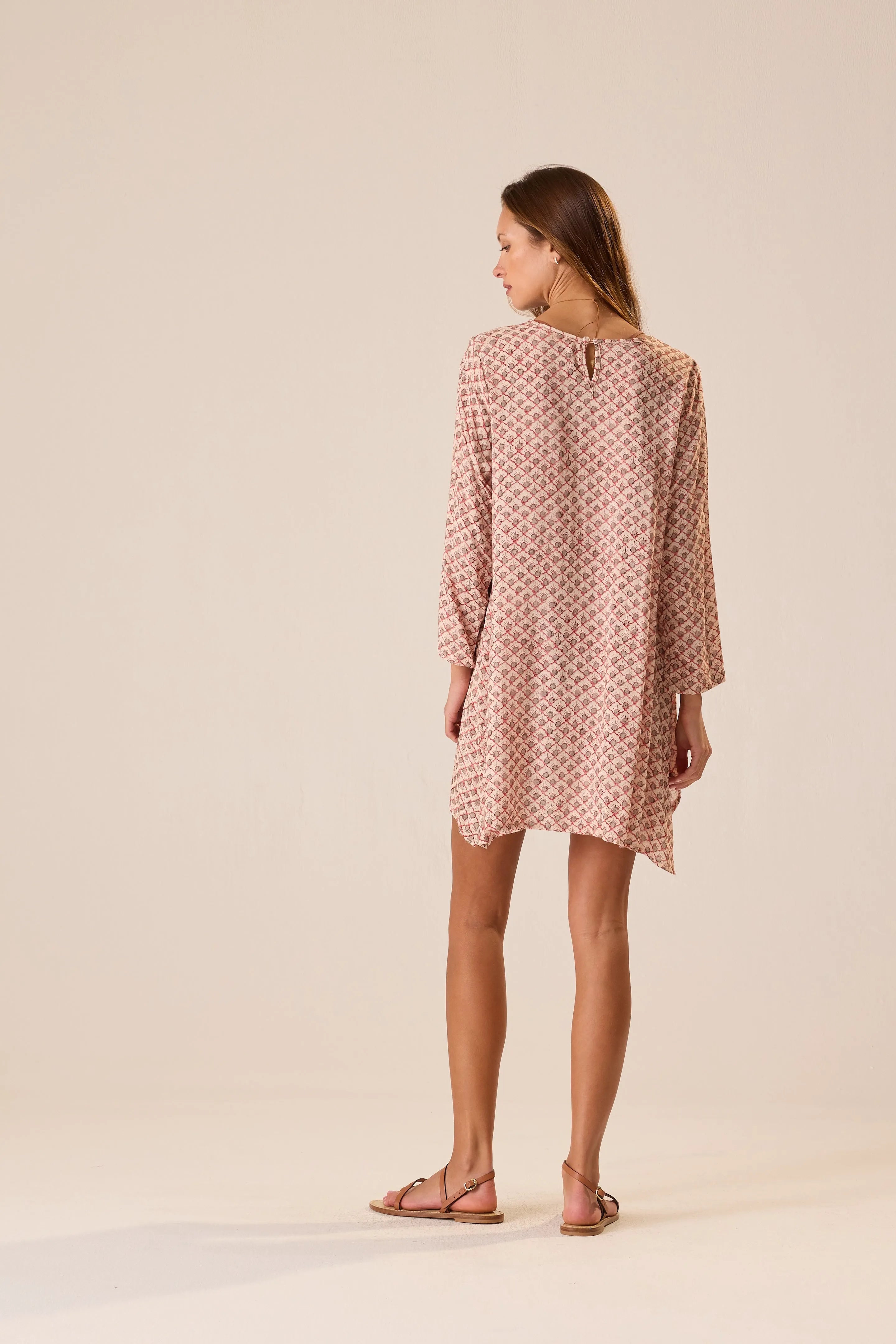 SCALLOP BLUSH