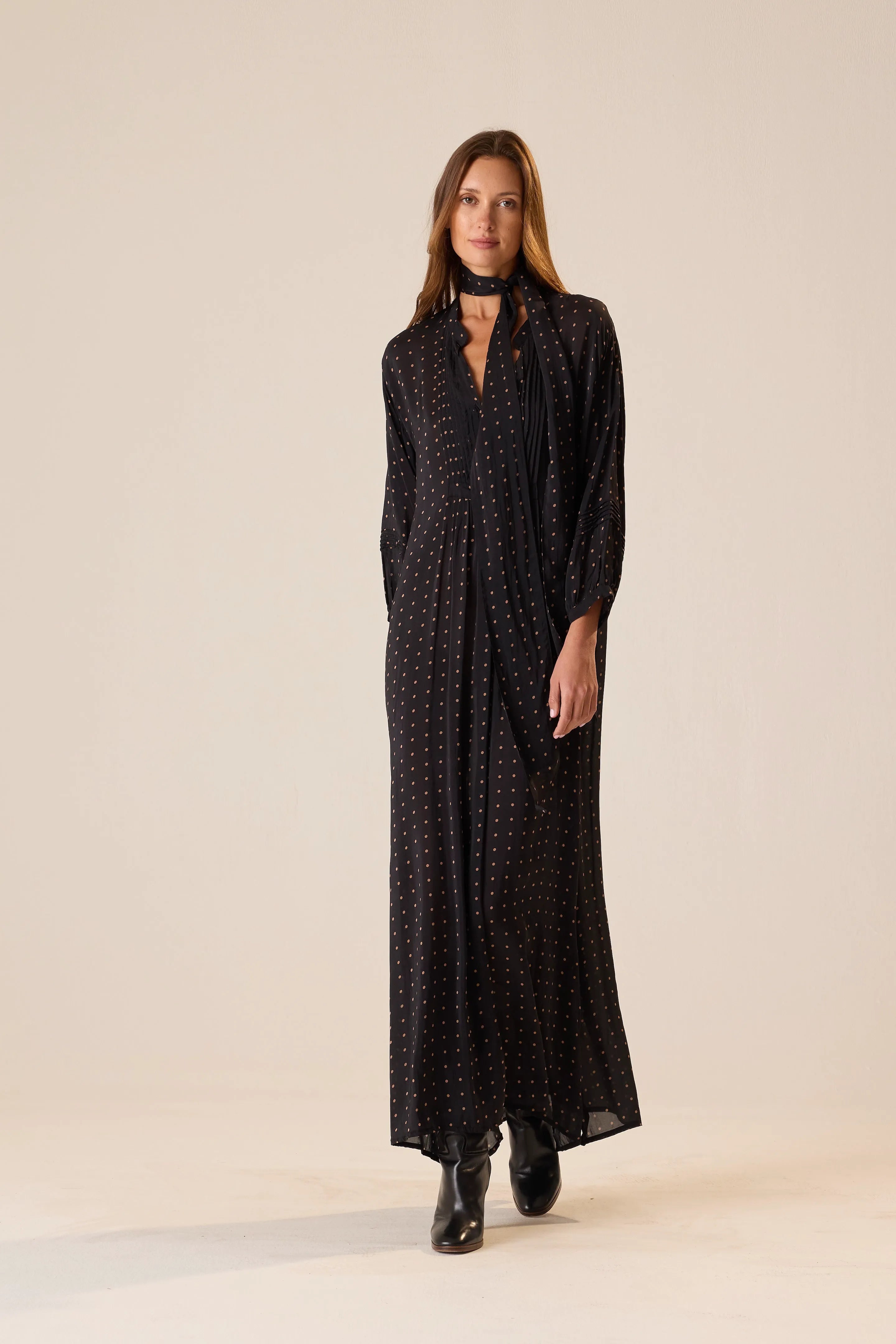 PETITE POLKA DOT BLACK & TAN