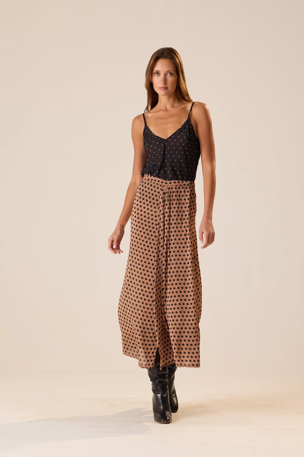 GRANDE POLKA DOT BLACK & TAN