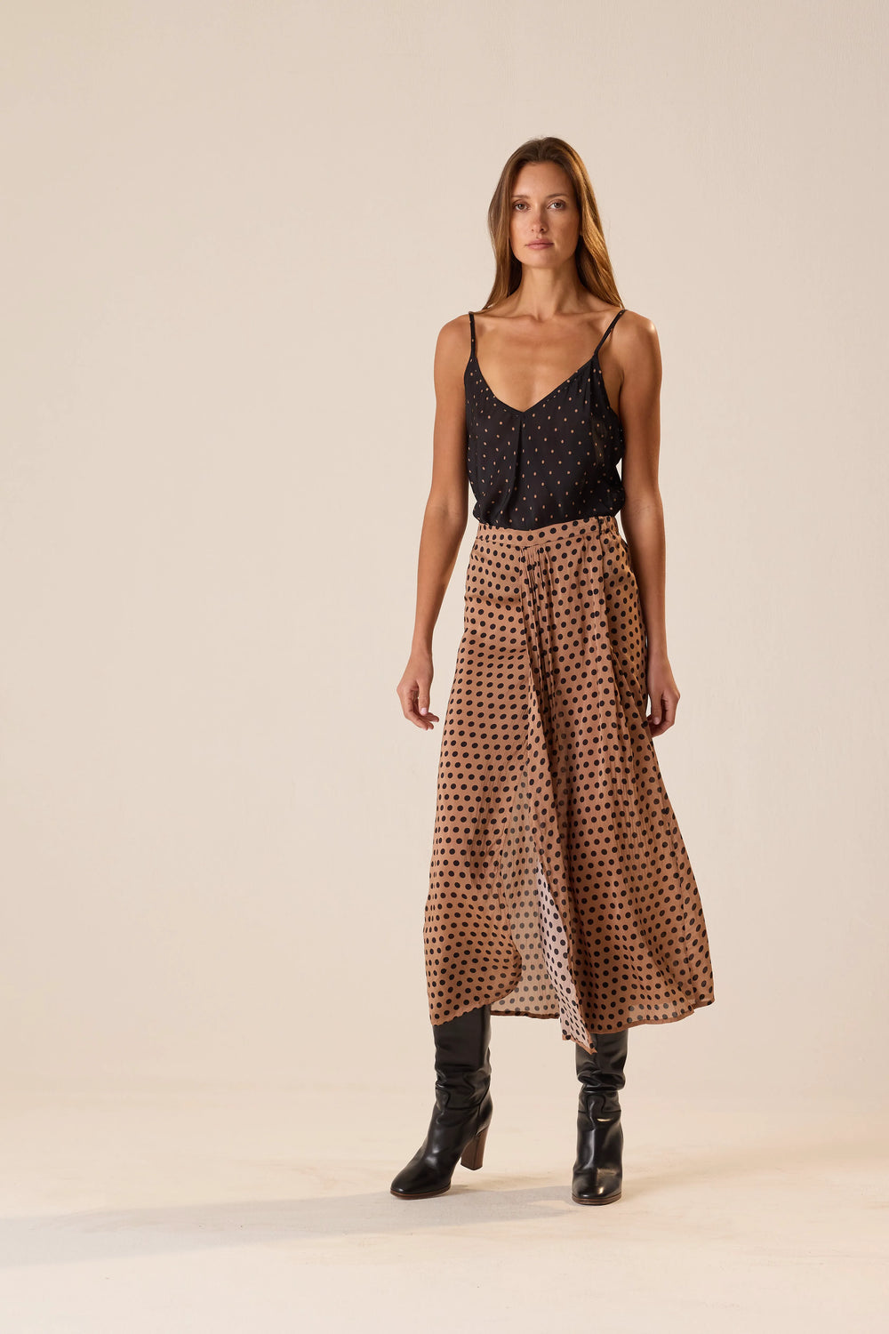 GRANDE POLKA DOT BLACK & TAN