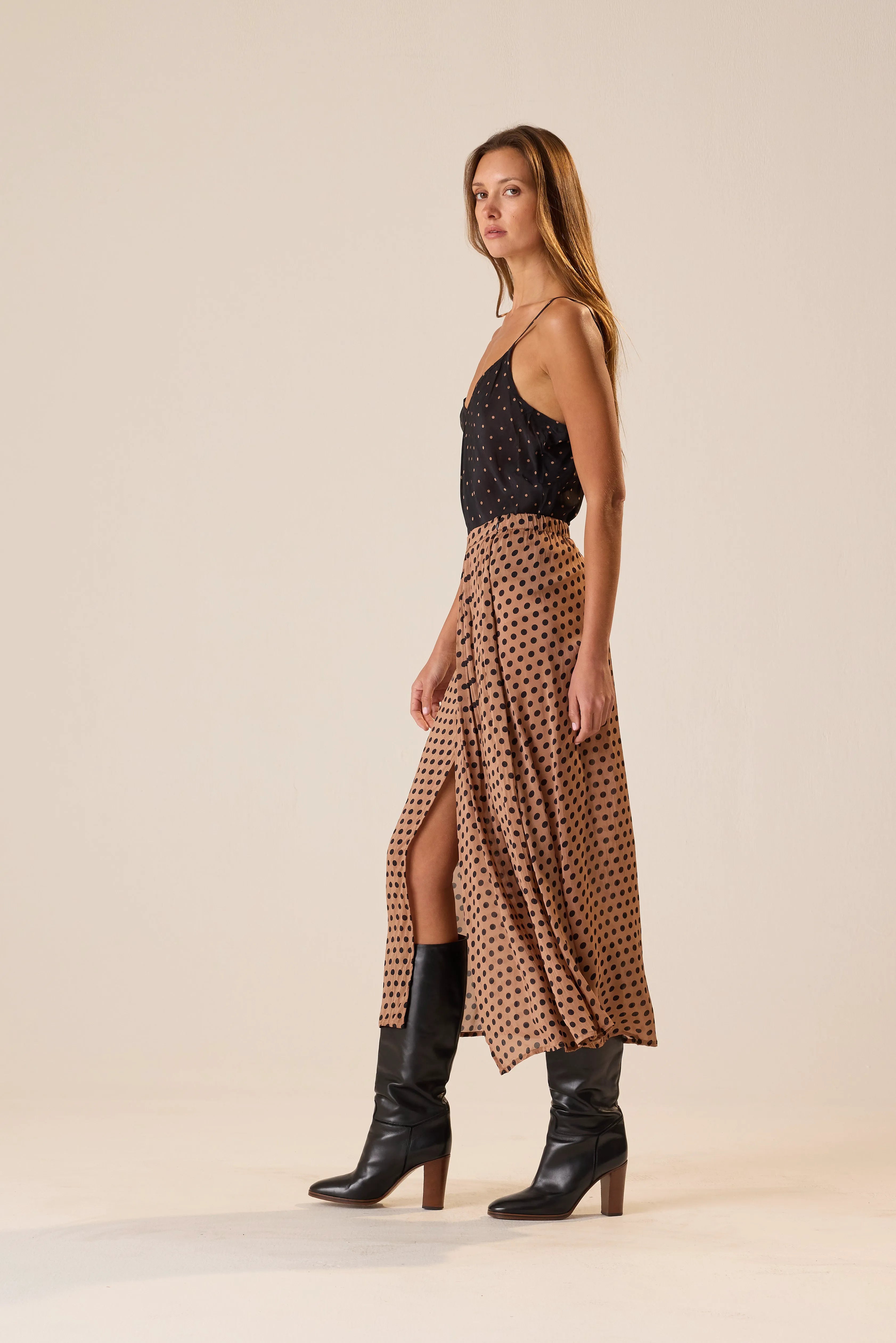GRANDE POLKA DOT BLACK & TAN