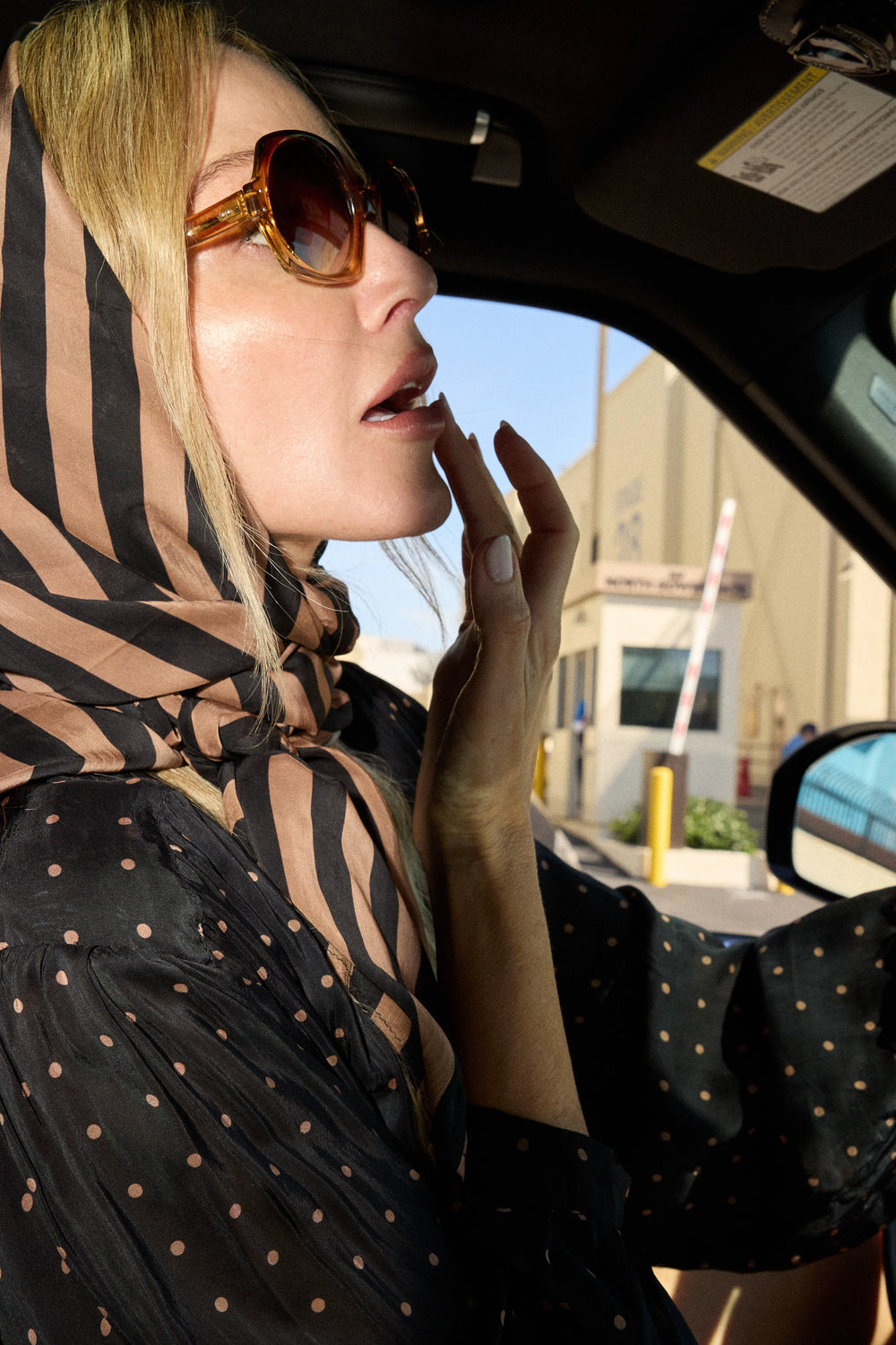 THICK STRIPE BLACK & TAN