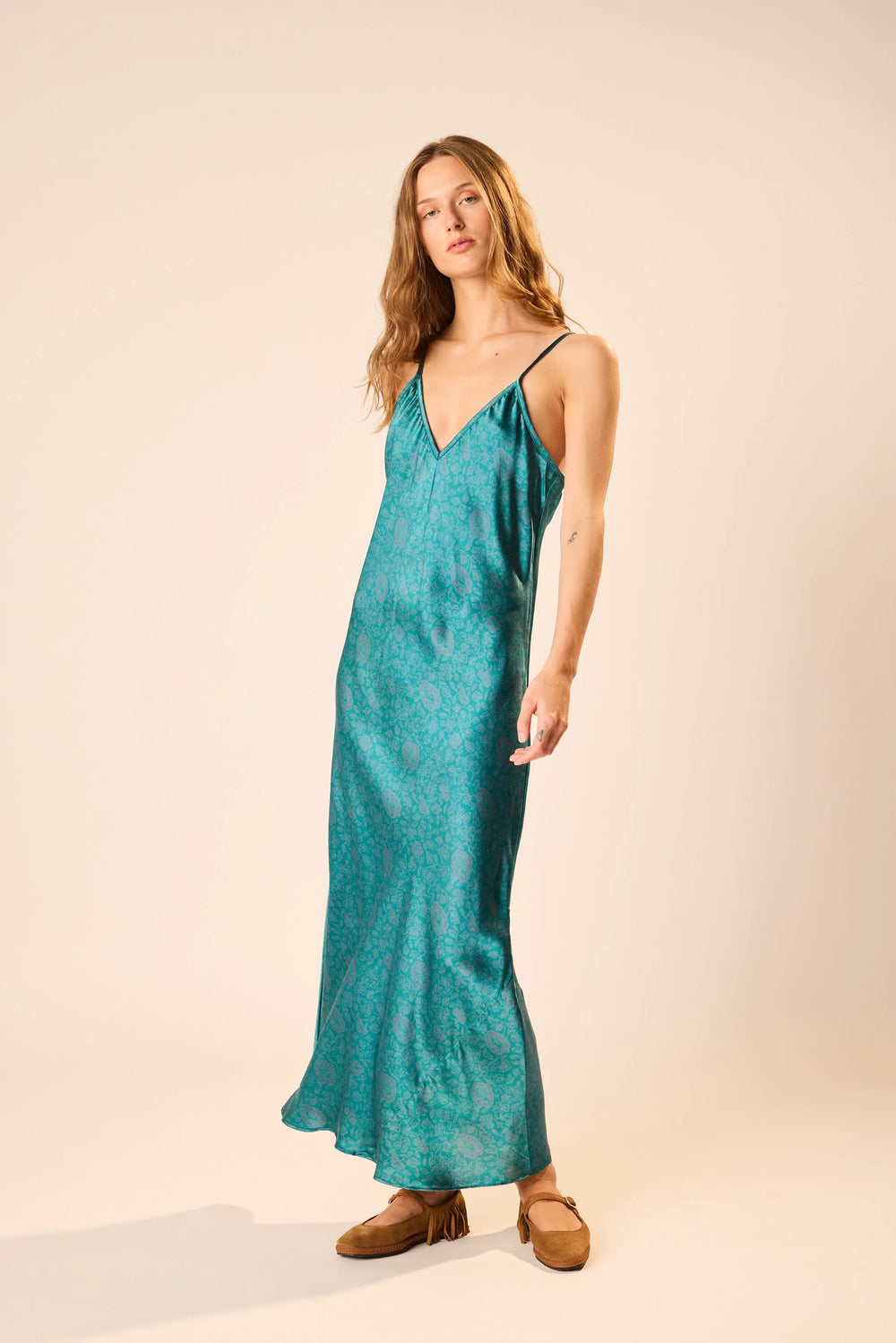 NM HERITAGE FLORAL OPAL