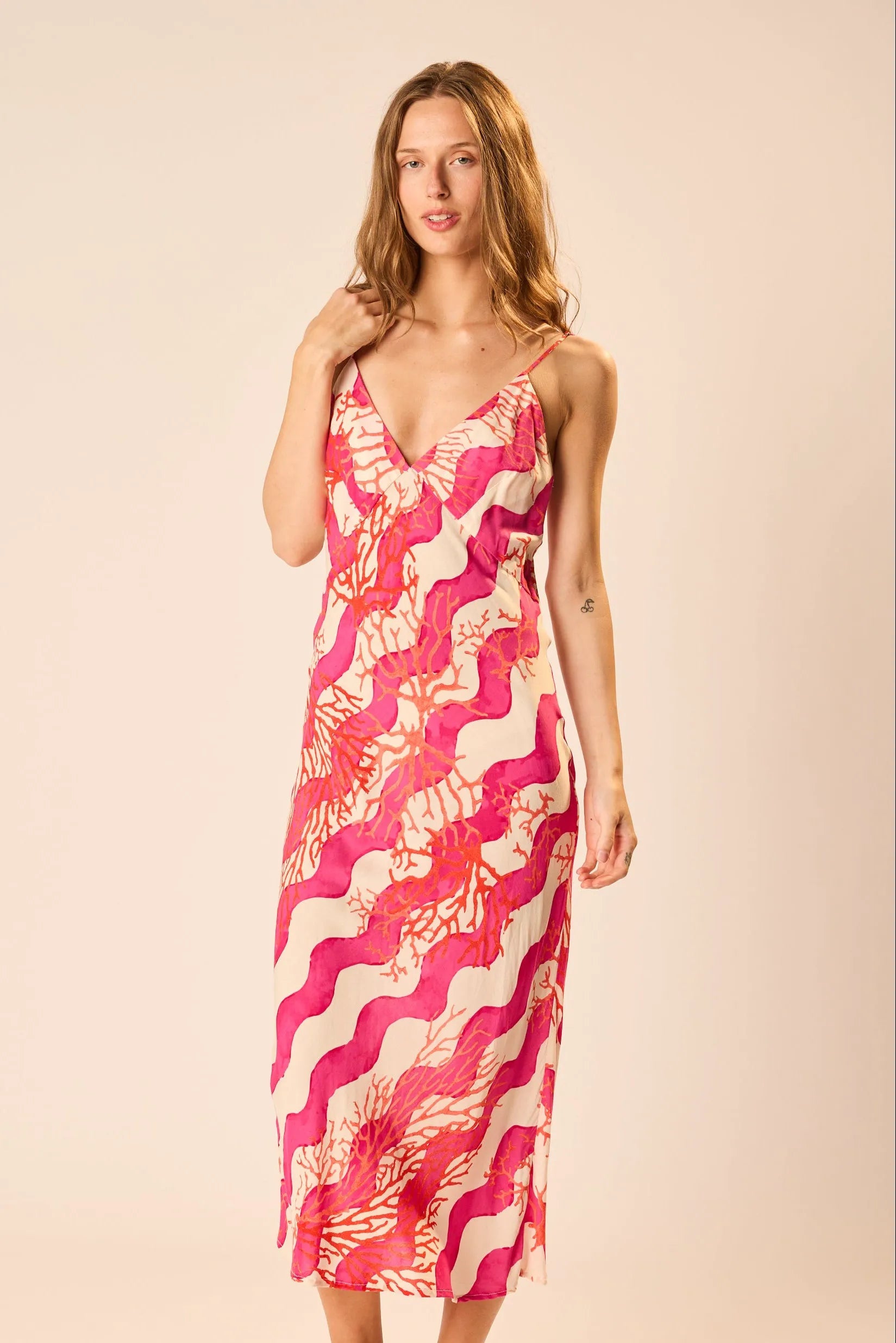 CORAL WAVE FUCHSIA