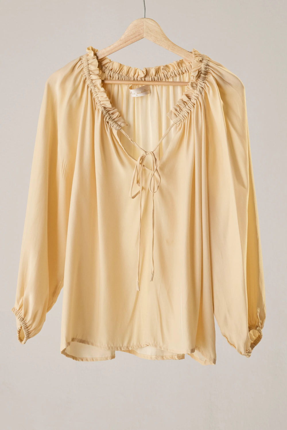 CREAM SILK