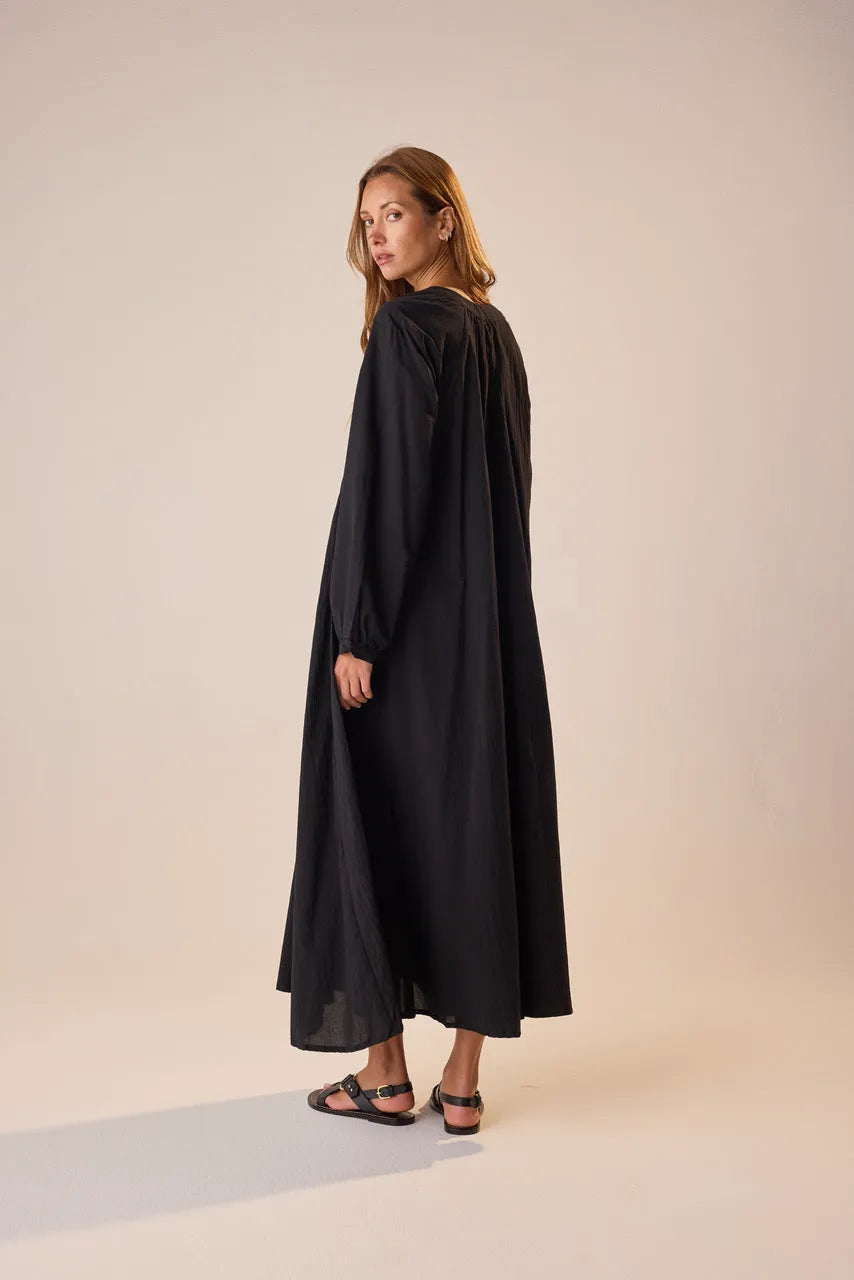 BLACK FLAT COTTON