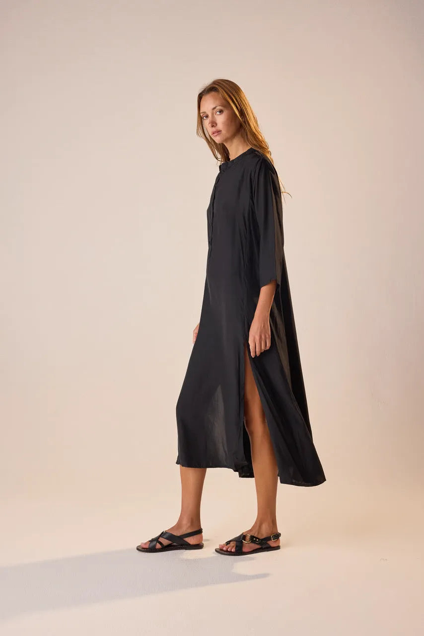 BLACK SILK