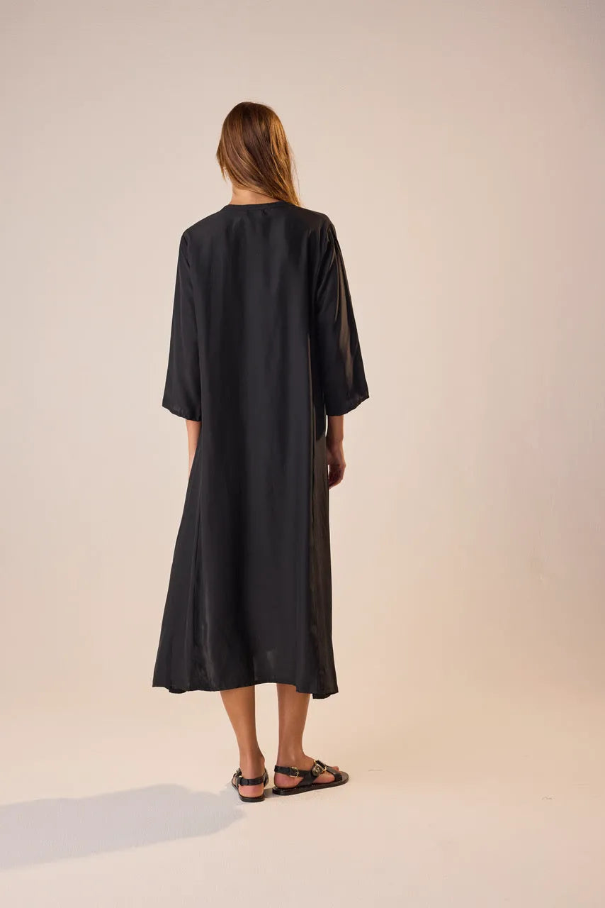 BLACK SILK